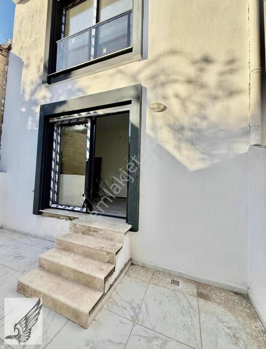 Hıdırlık Mahallesinde 2 Katlı Şirin Binada Bahçe Kullanımlı 1+1 - Görsel 4