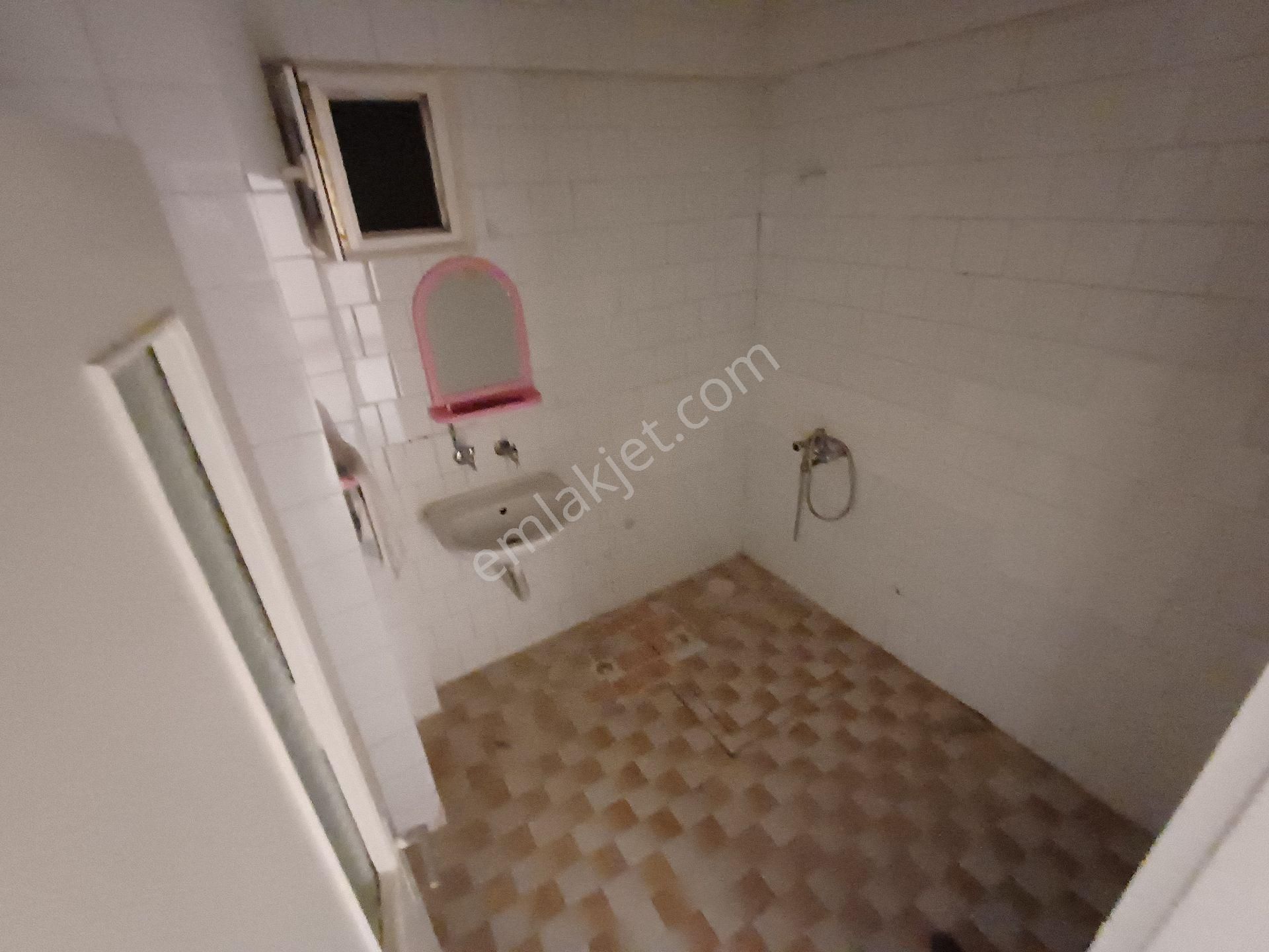 Sincan Tandoğan Mahallesinde Salon Bağımsız Satılık 3+1 Daire - Görsel 17