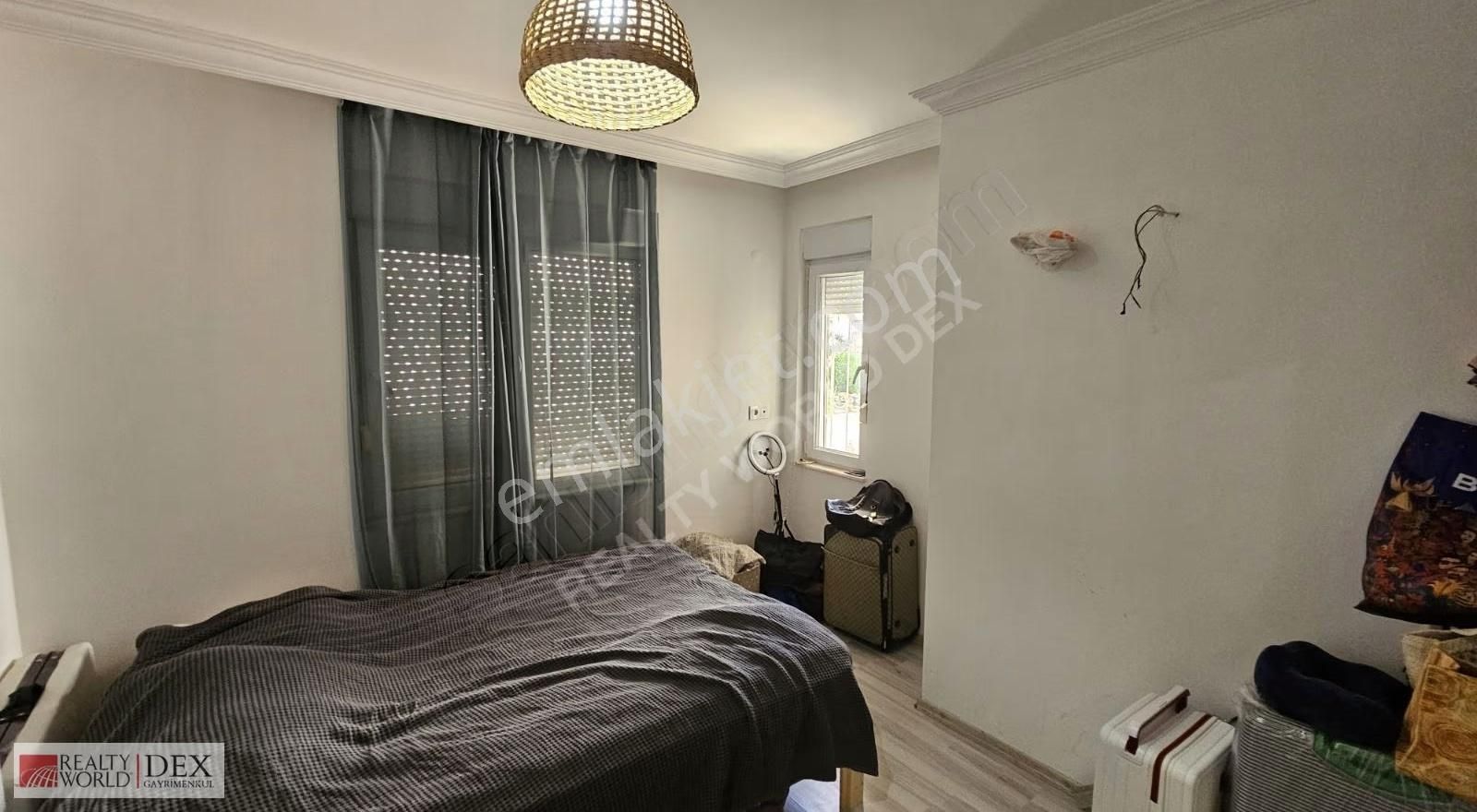 Kızıltoprakta Giriş Kat 2+1 Satılık Daire - Görsel 2