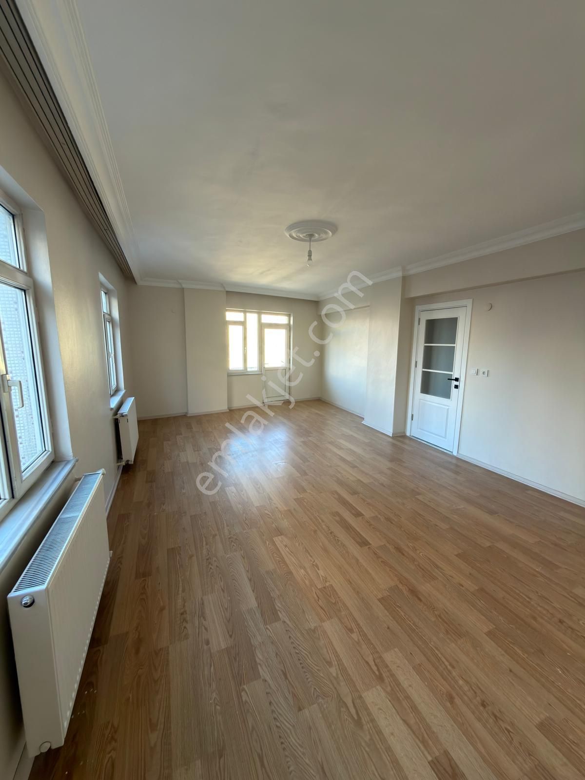 Aydın İnş.uğurmumcu Mah 3+1 120m2 3.kat Hasheki Hastane Yürüme Mesafesi Asansörlü - Görsel 3