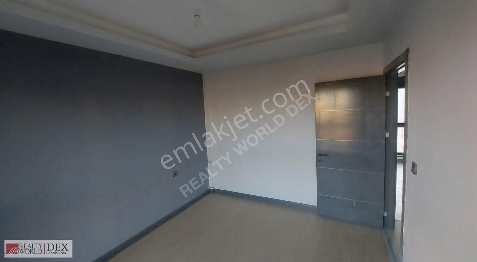 Altıntaşta Sıfır Satılık 1+1 Havuzlu Site,güvenlik,spor Salon - Görsel 5