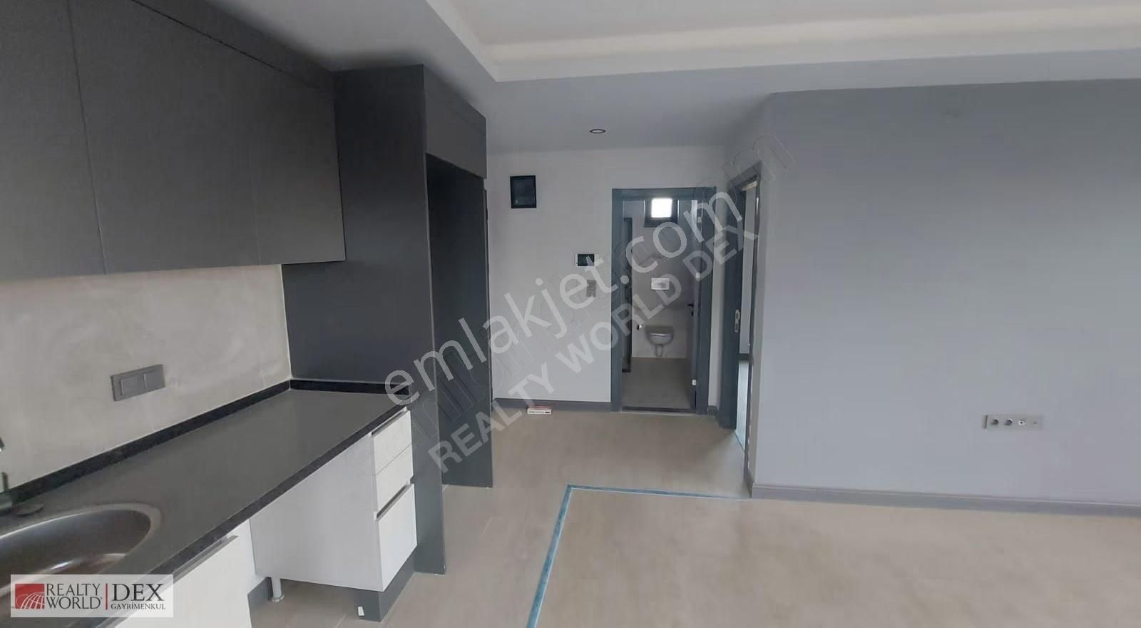 Altıntaşta Sıfır Satılık 1+1 Havuzlu Site,güvenlik,spor Salon - Görsel 20