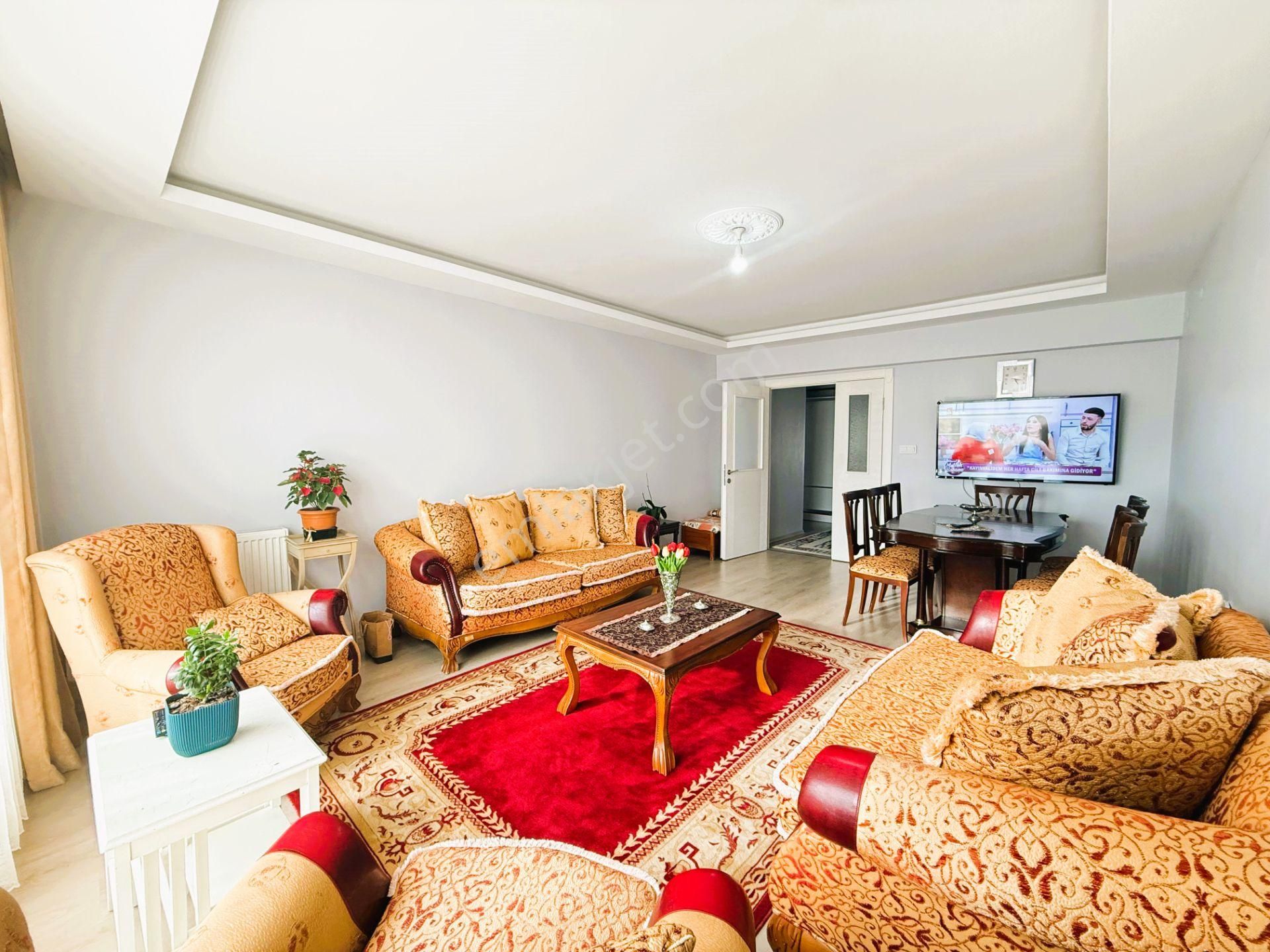 Gökçe Emlak'tan Haftanın Fırsatı Ara Kat Güney Cephe 3+1 Daire - Görsel 3