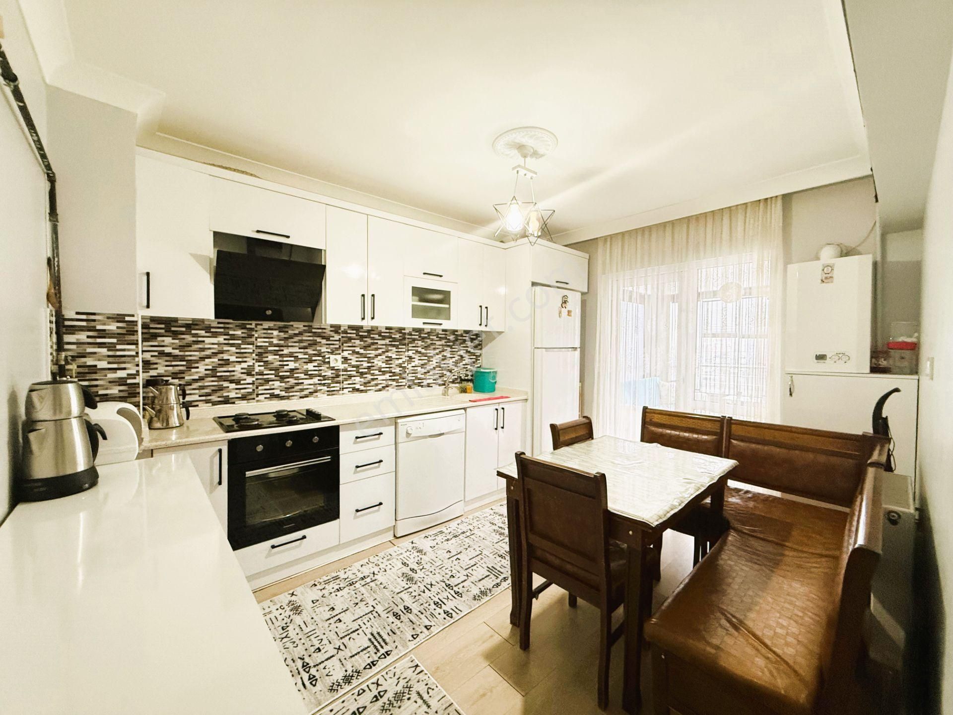 Gökçe Emlak'tan Haftanın Fırsatı Ara Kat Güney Cephe 3+1 Daire - Görsel 5