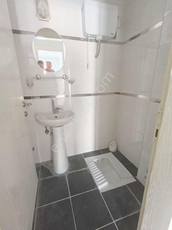 Ender Uysal Gayrimenkulden Değirmenönü Mahallesin De Satılık Arakat Balkonlu Daire.... - Görsel 12