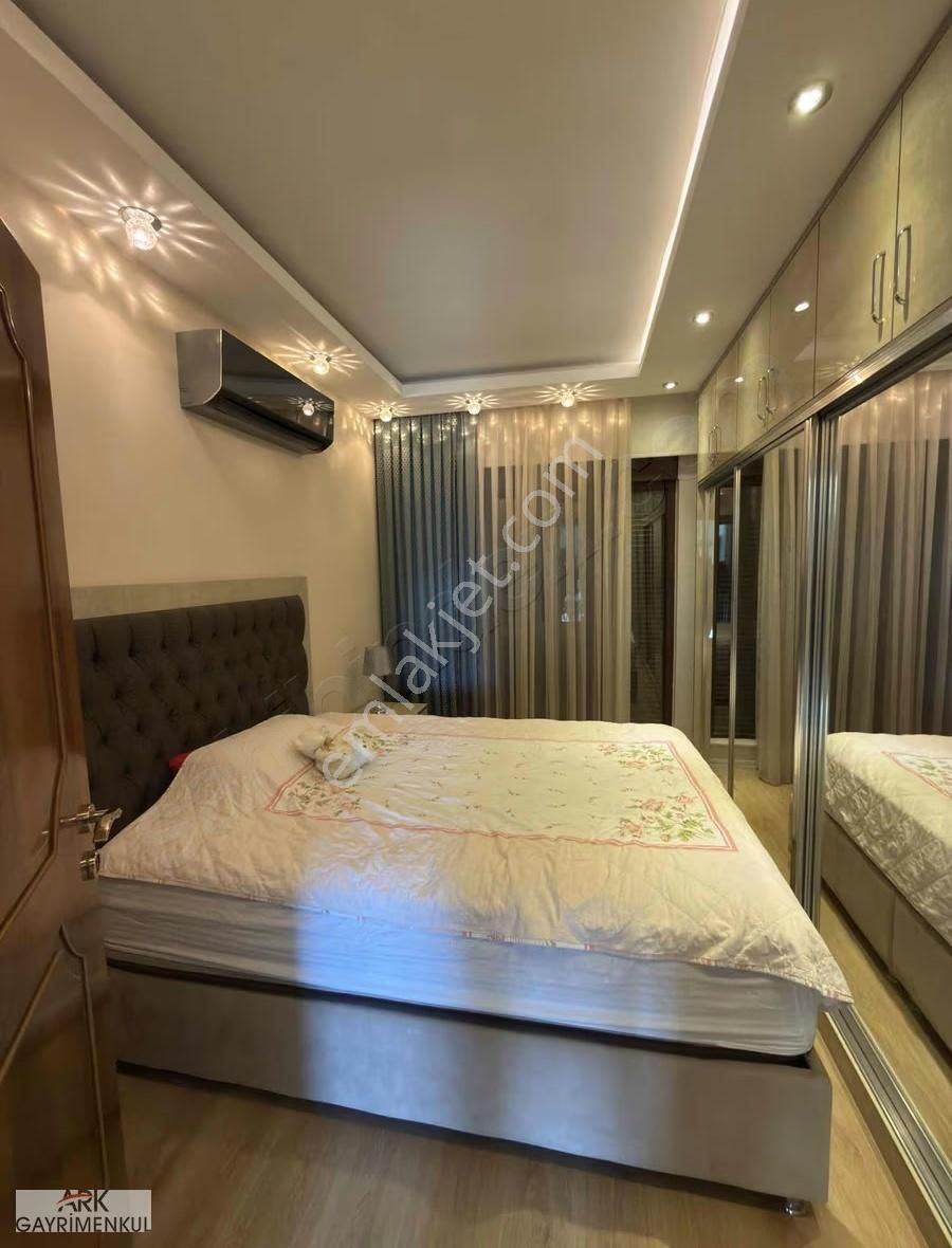 Lüks Sitede Havuzlu Lüks Eşyalı 1.000m2 Arsa'da Satılık Villa ! - Görsel 35