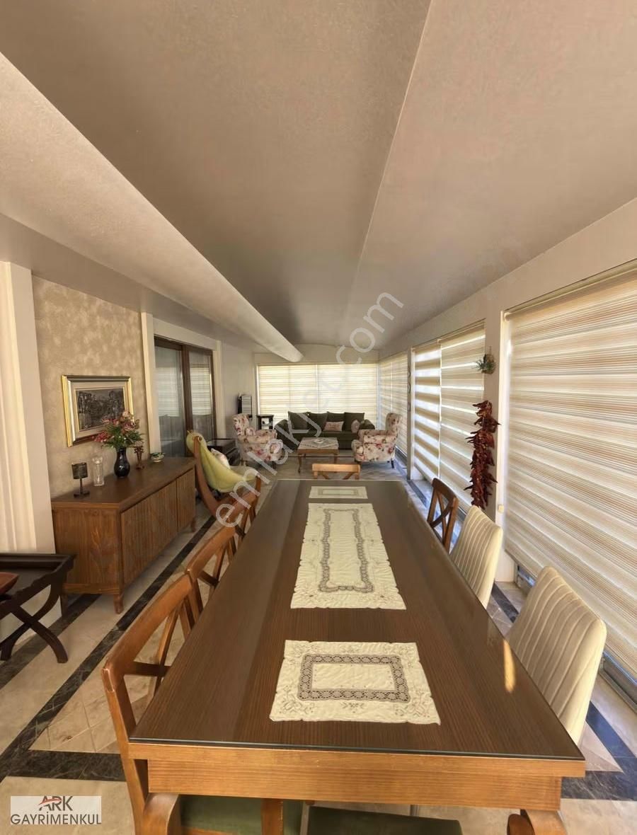 Lüks Sitede Havuzlu Lüks Eşyalı 1.000m2 Arsa'da Satılık Villa ! - Görsel 30