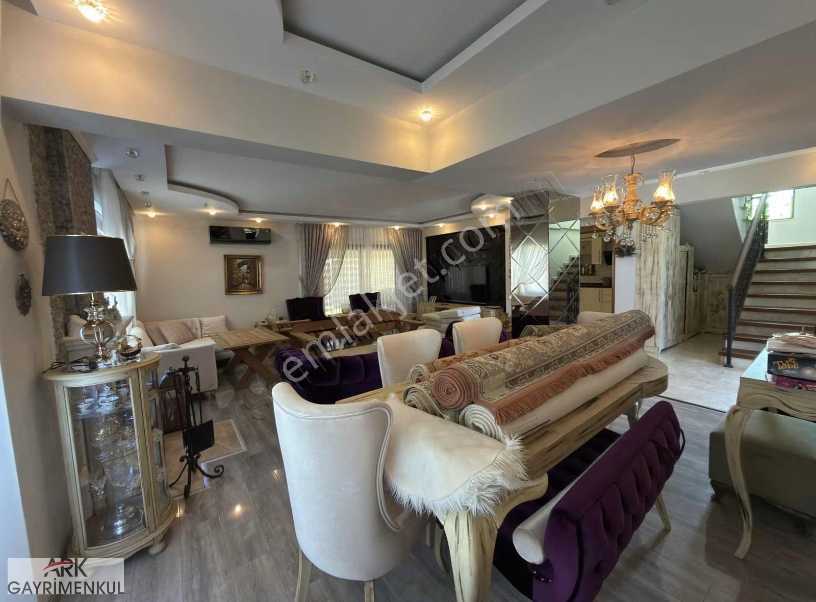 Lüks Sitede Havuzlu Lüks Eşyalı 1.000m2 Arsa'da Satılık Villa ! - Görsel 3