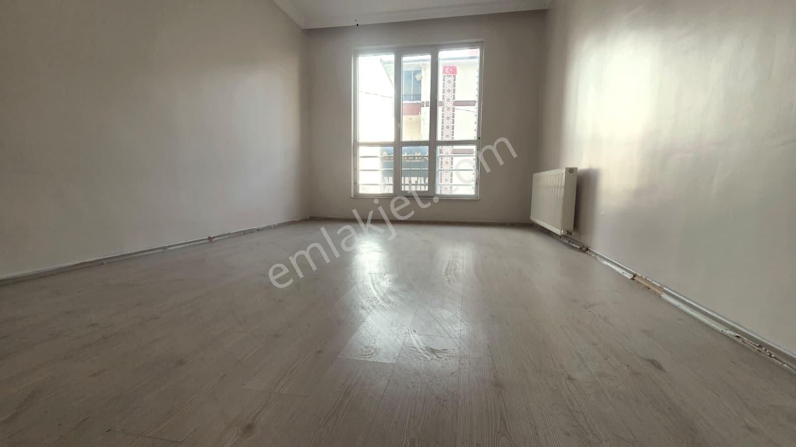 Süvari Mah Satılık 4+1 Kat Konumlu Yüksek Giriş Ön Cephe Daire - Görsel 24