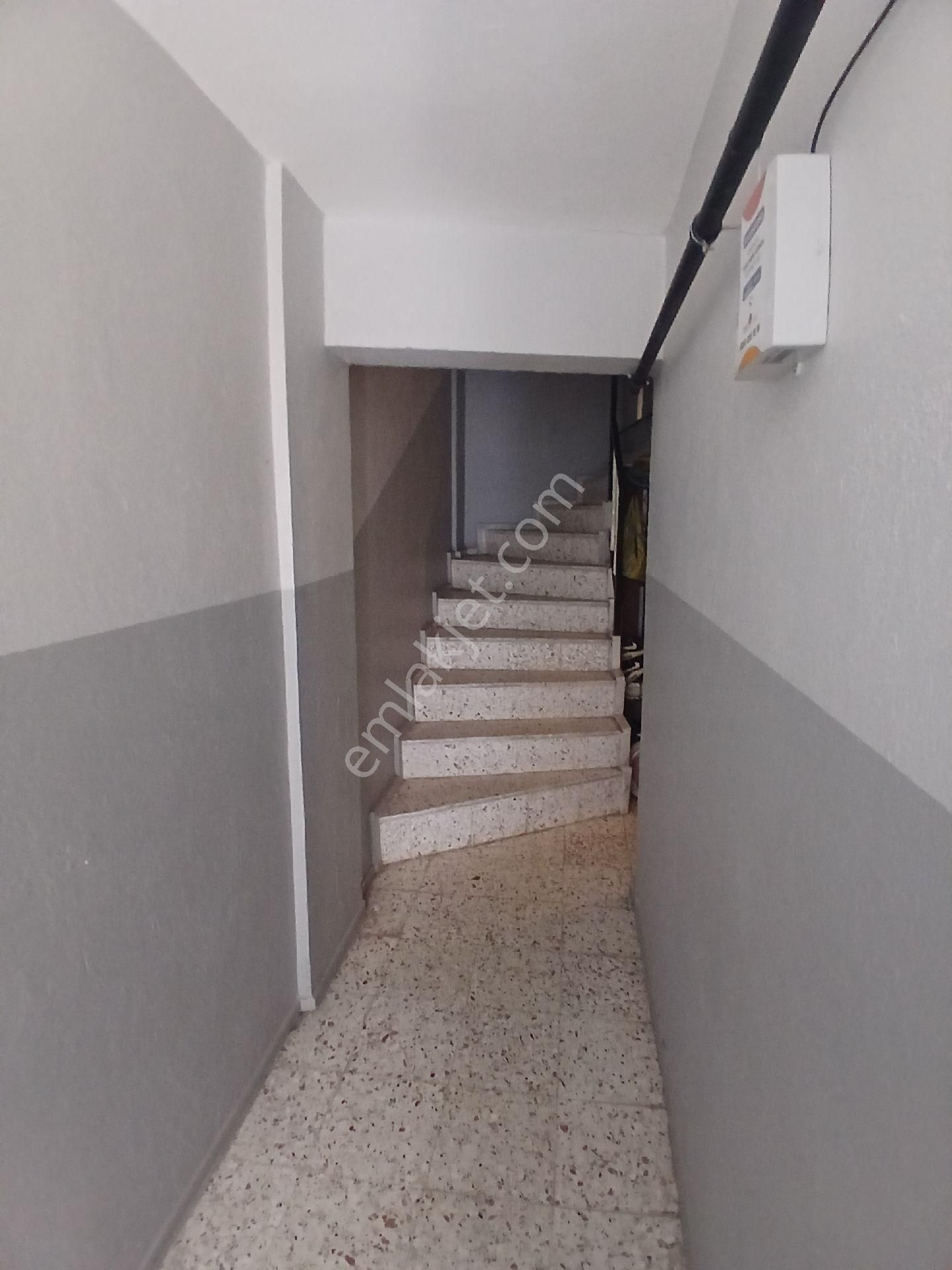 Bozyaka Kapalı Pazar Yakını - Görsel 2