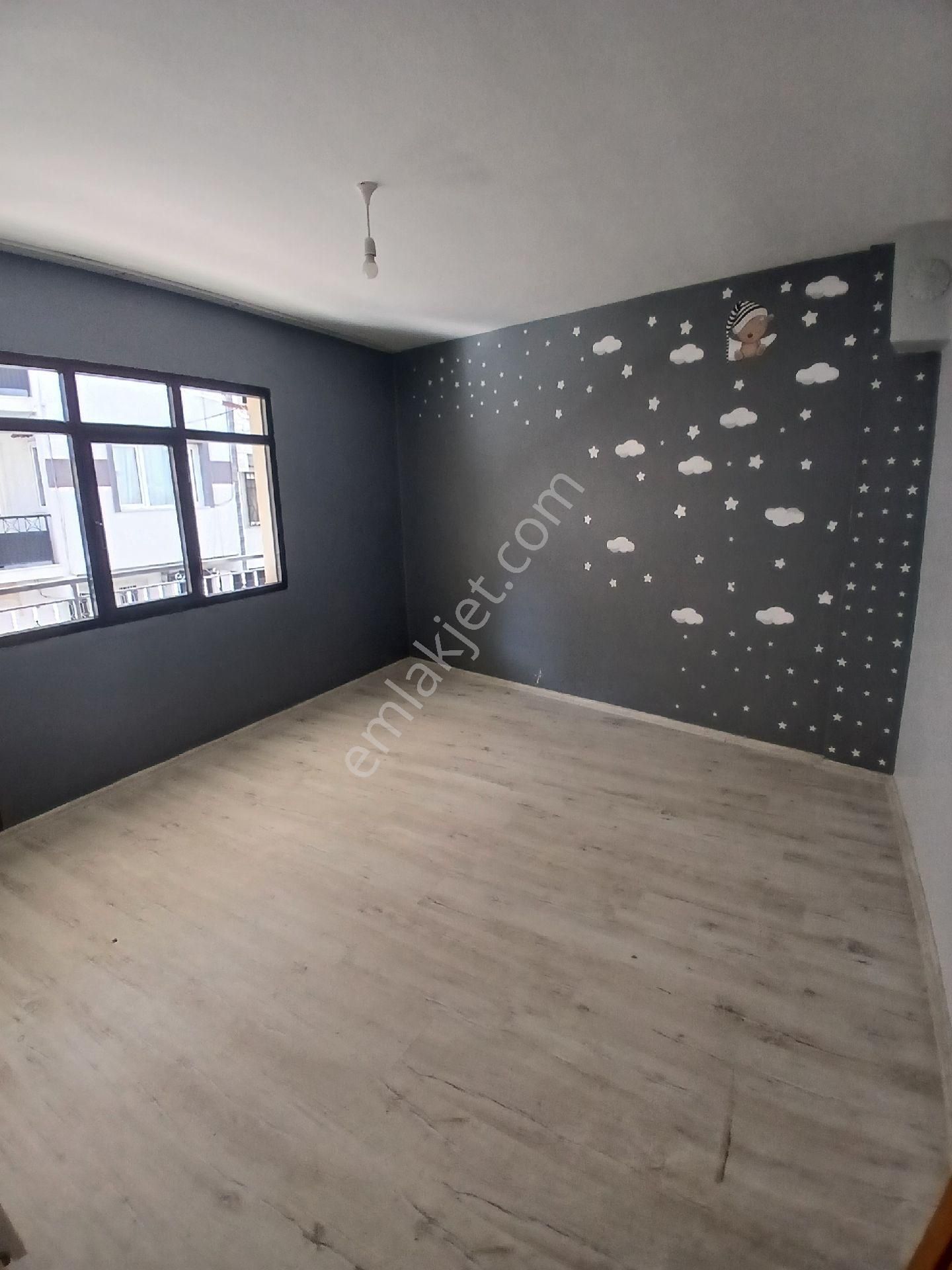 Bozyaka Kapalı Pazar Yakını