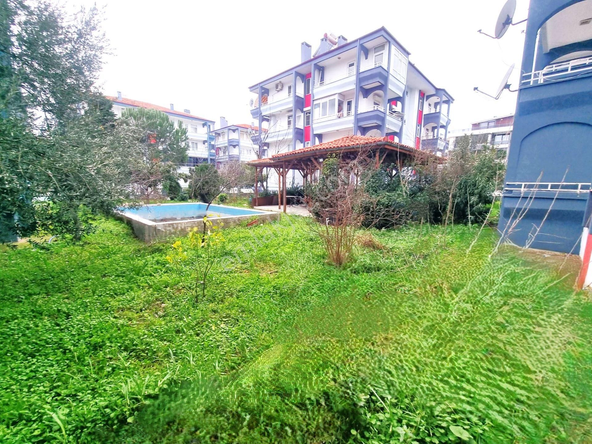 🌳aygül'den Akçay'da 🌳 Site İçi Havuzlu Bahçe Kullanımlı Ön Cephe Kapalı Balkonlu 3+1 Satılık Daire