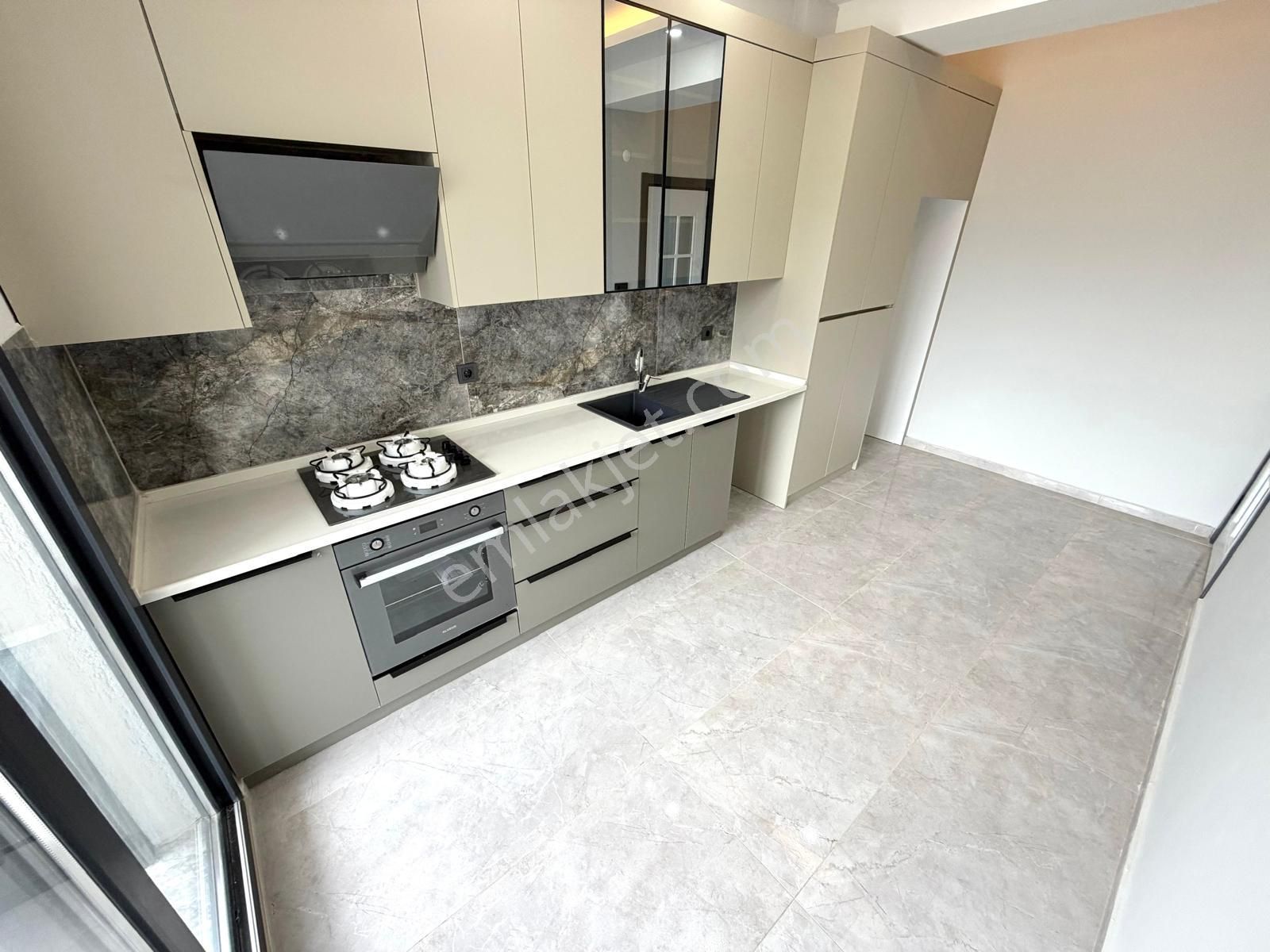 🏡 Referans'tan Akçay'da Kazdağı Manzarılı Geniş Teraslı Ön Cephe 2+1 Dubleks - Görsel 6