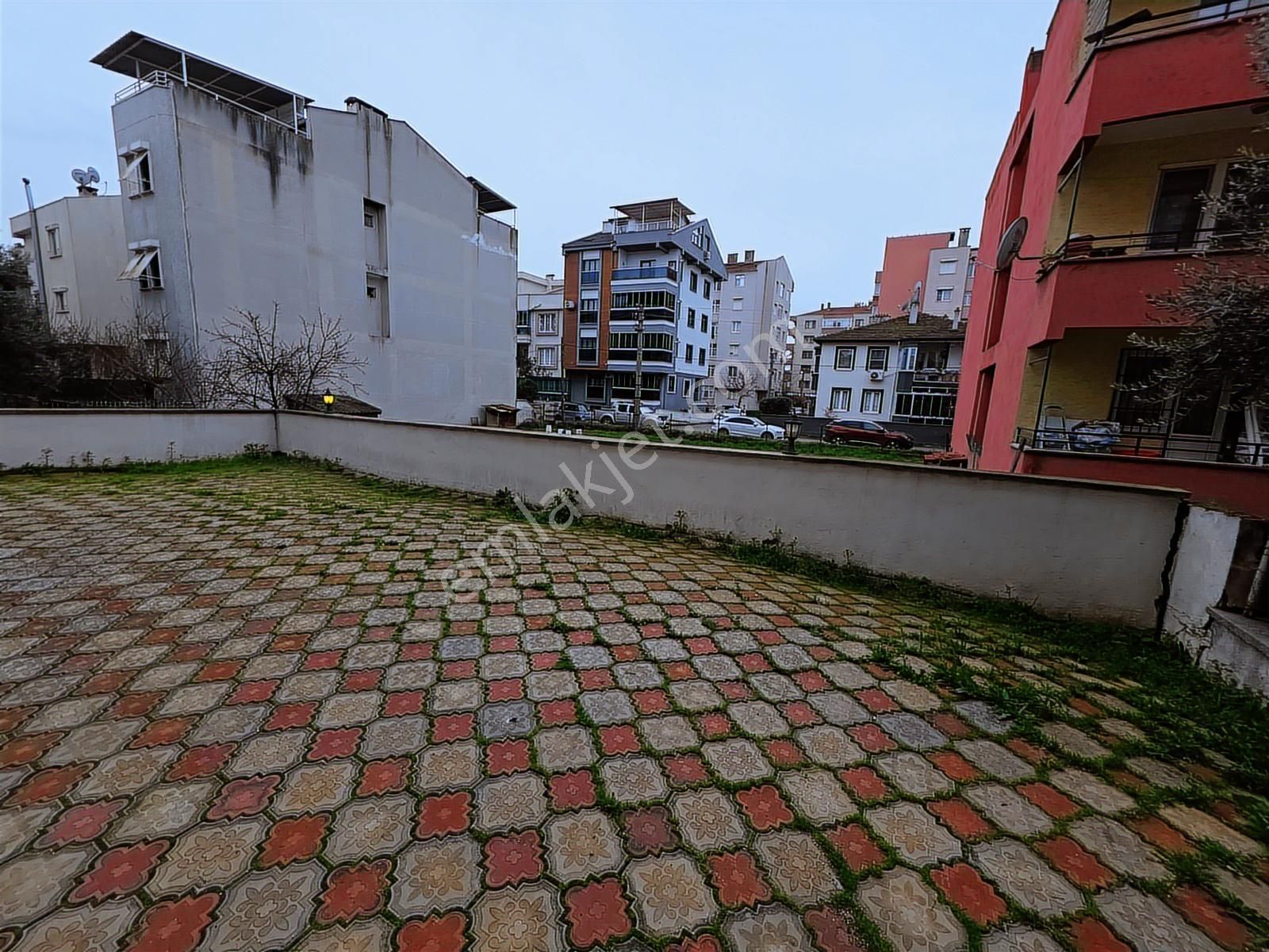 Onvestten Bahçelievlerde Güney Cephe Ferah 1+1 Satılık Daire - Görsel 20
