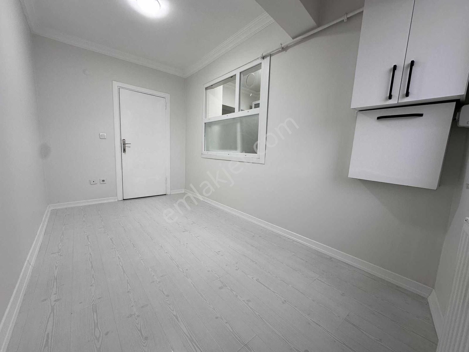 Hürriyet Mahallesi Cemilbengü Caddesi Sonu Manzaralı Satılık 3+1 - Görsel 20