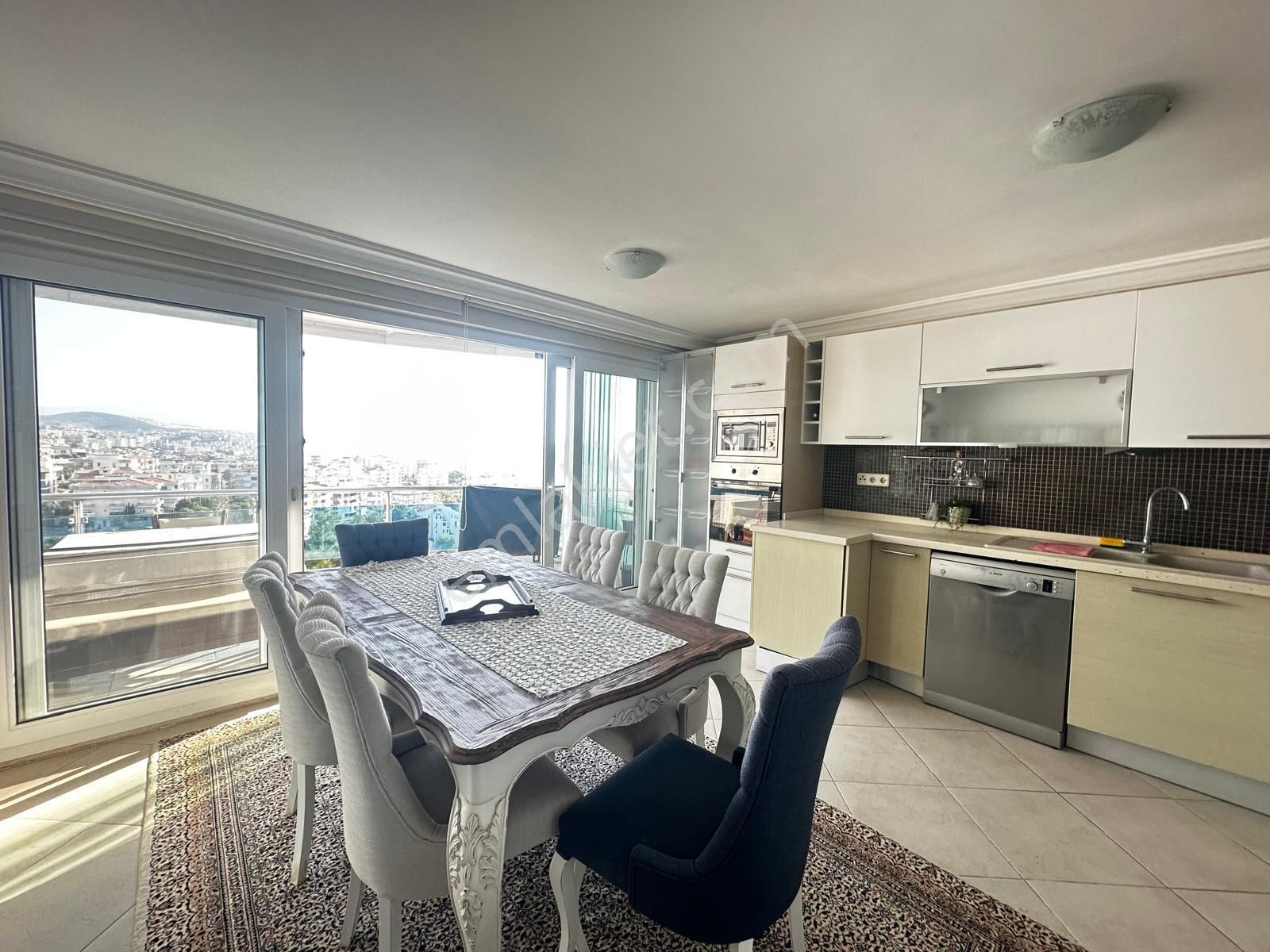 Kuşadası Marinada Full Kapanmaz Deniz Ve Marina Manzaralı - Görsel 4