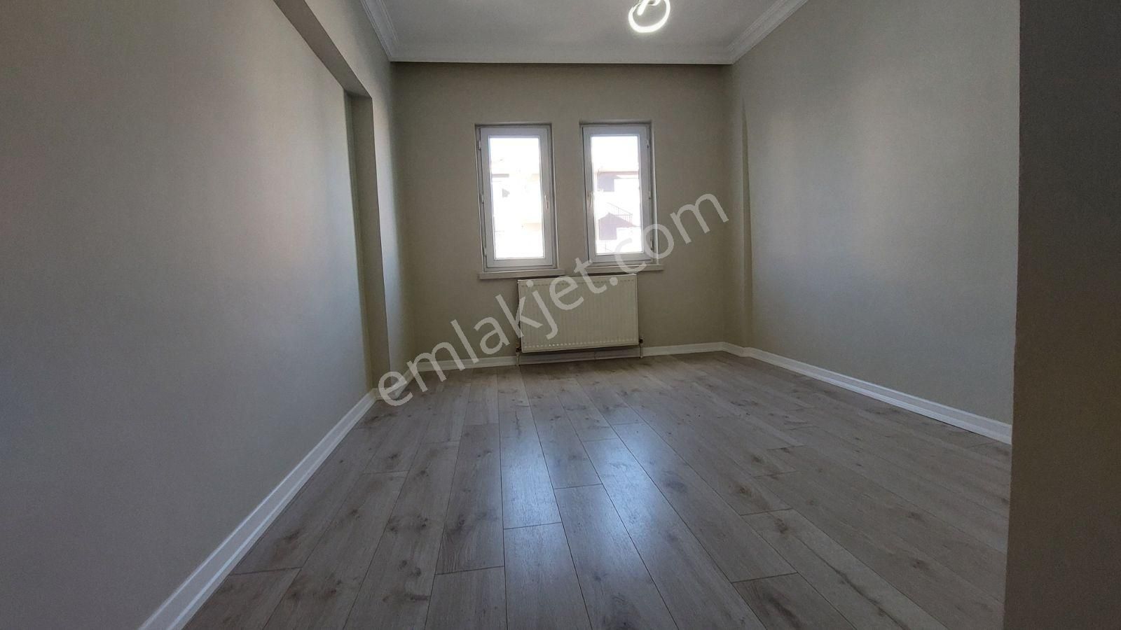 Elvan Mahallesinde 1544 Cadde Üzeri Ful+ful Yapılı 1.kat 3+1 Dai - Görsel 16