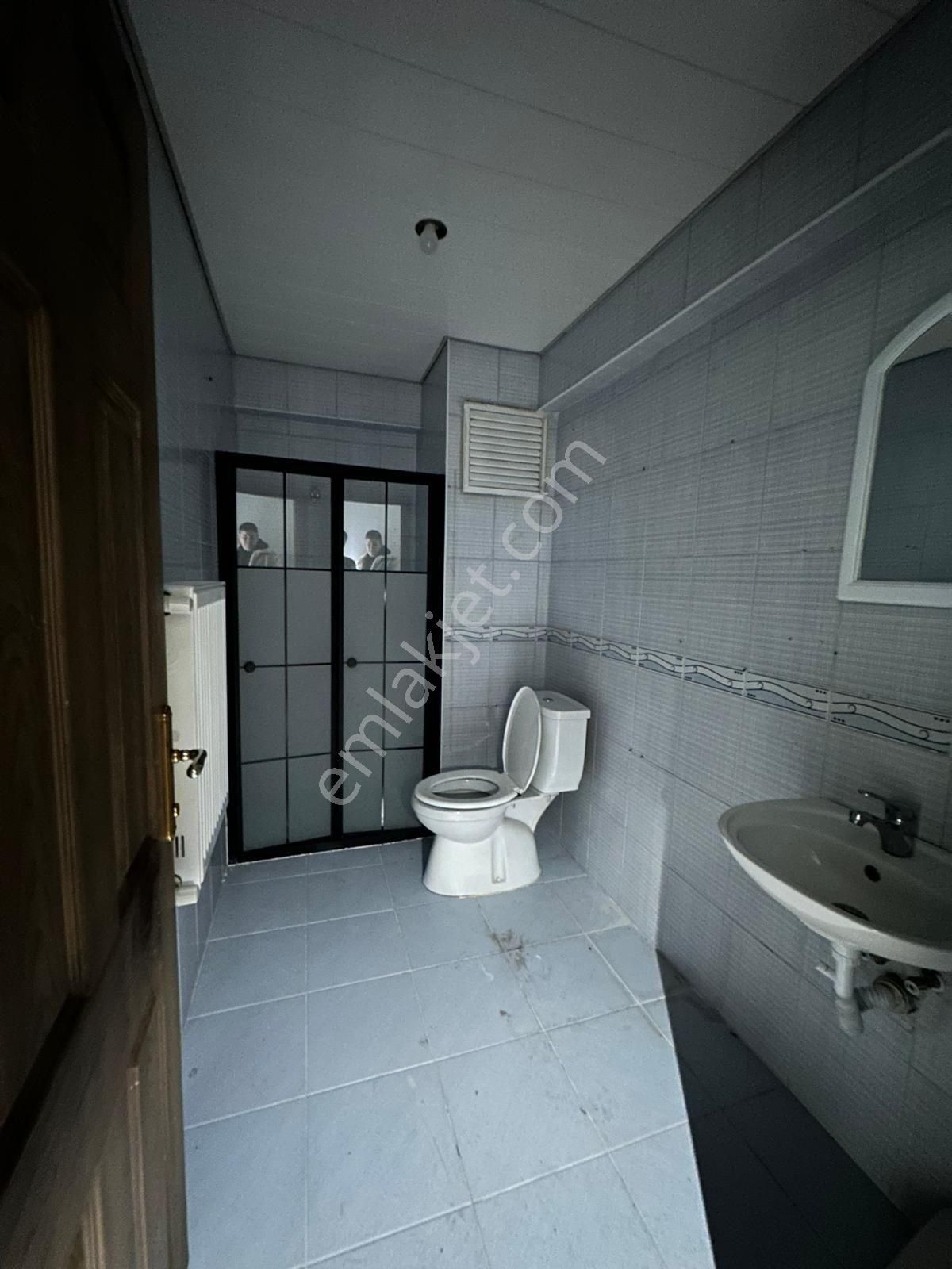 Akşemsettin Mh'de 2+1 90m² Asansörlü Bağımsız Ara Katta Yapılı Daire - Görsel 13