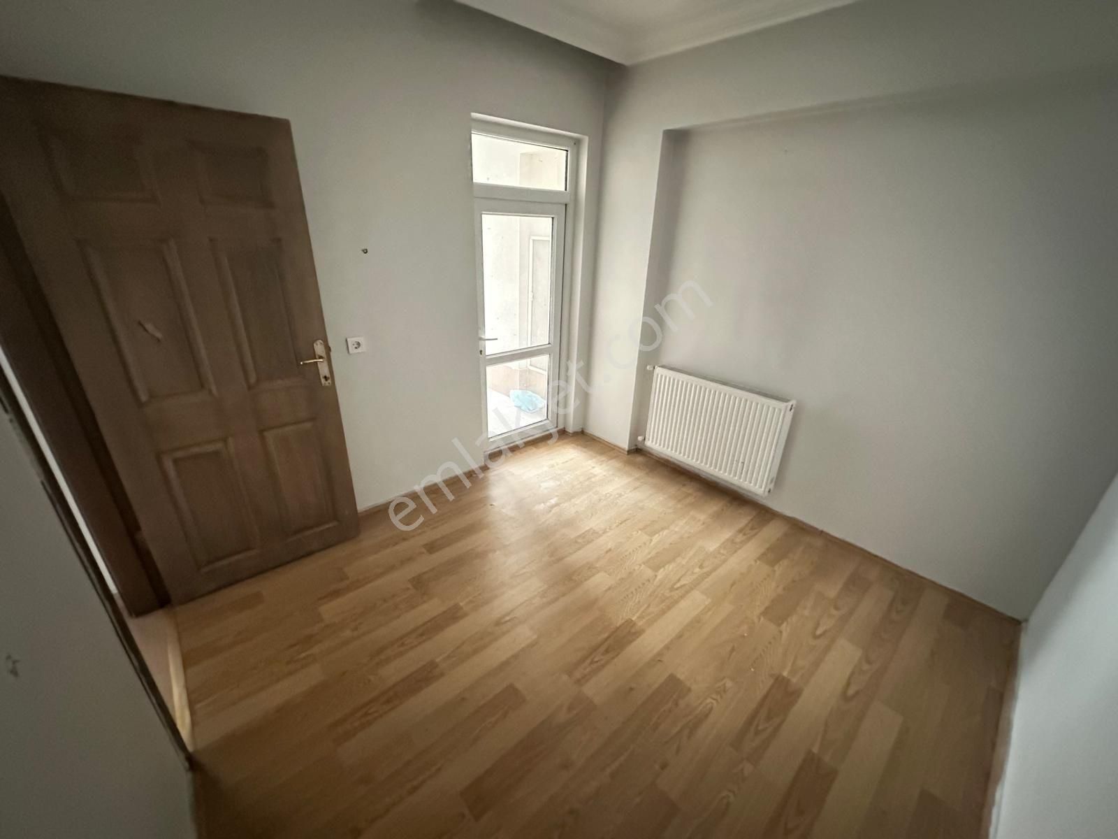 Akşemsettin Mh'de 2+1 90m² Asansörlü Bağımsız Ara Katta Yapılı Daire - Görsel 6