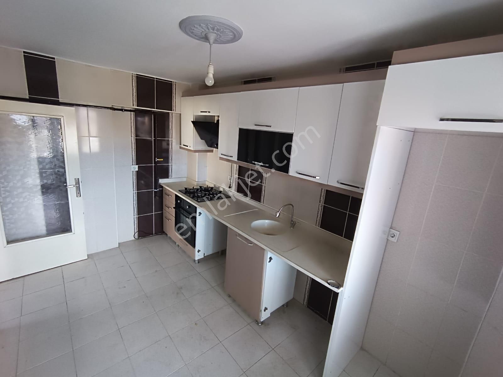 Sincan Pınarbaşı Mahallesinde 3+1 Kiralık Ara Kat Daire - Görsel 5