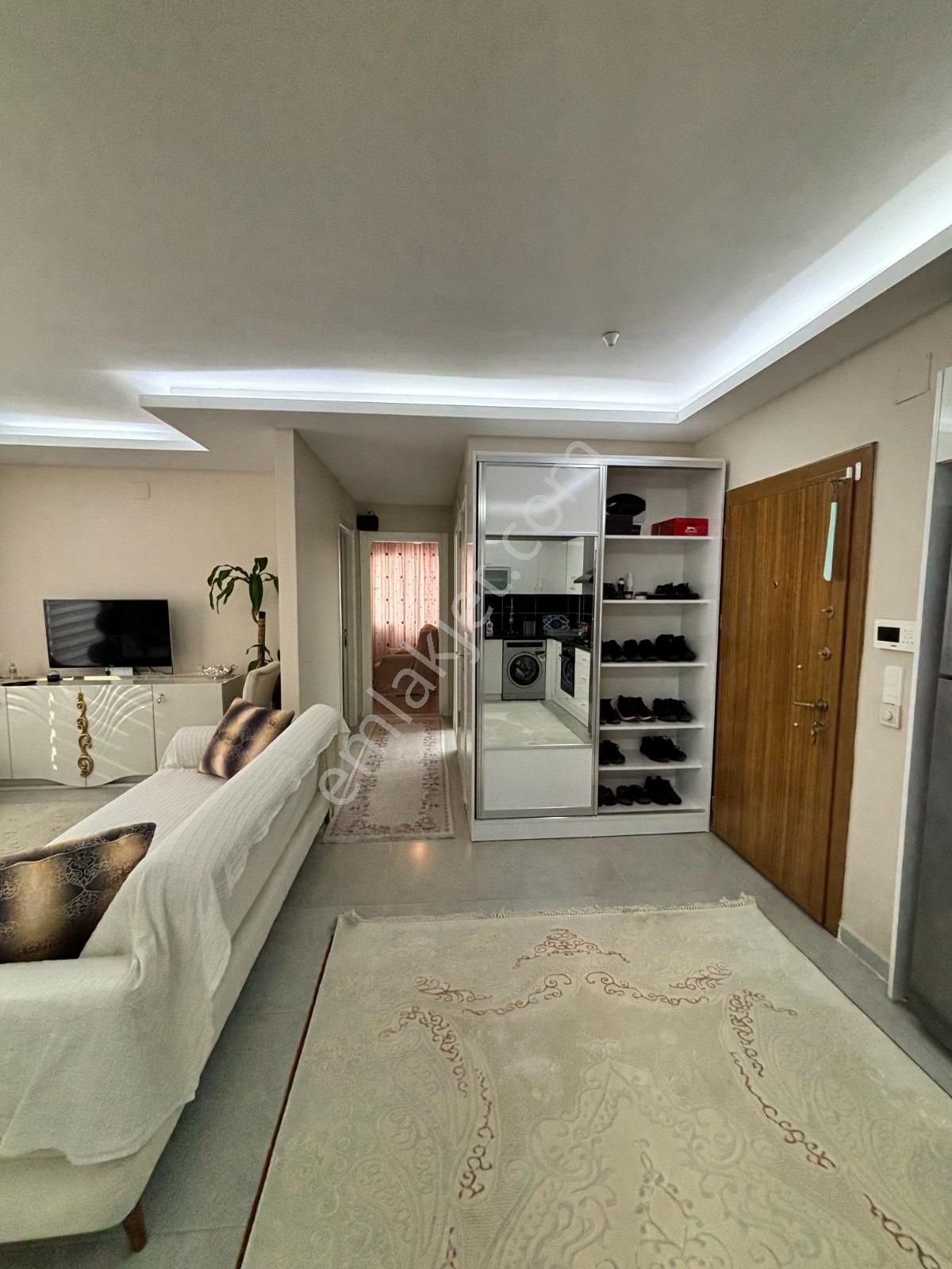 2+1huzurevleri 7yaş 85m2 Geniş 9-2katı Kdb Cephe Hasarsız 2bloklu Site 3,600,000tl - Görsel 5