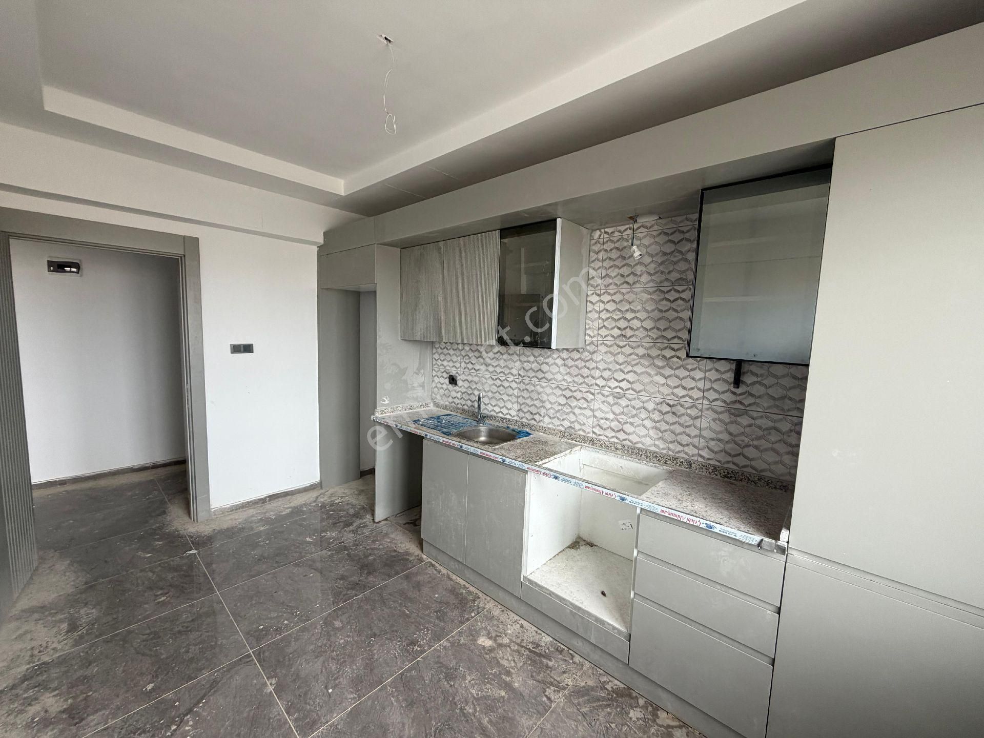 Göktürk Mah 2+1 Yerden Isıtma Giriş Kat Daire