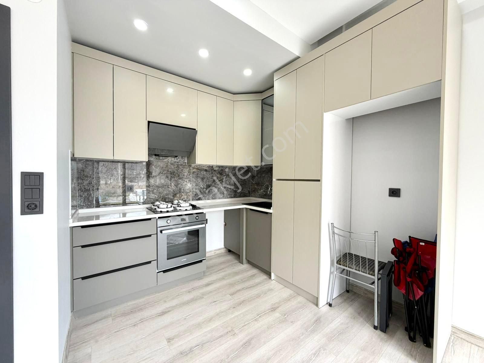 🏡 Referans'tan Akçay'da Kazdağı Manzaralı Ön Cephe Şık Tasarımlı + Daire - Görsel 4