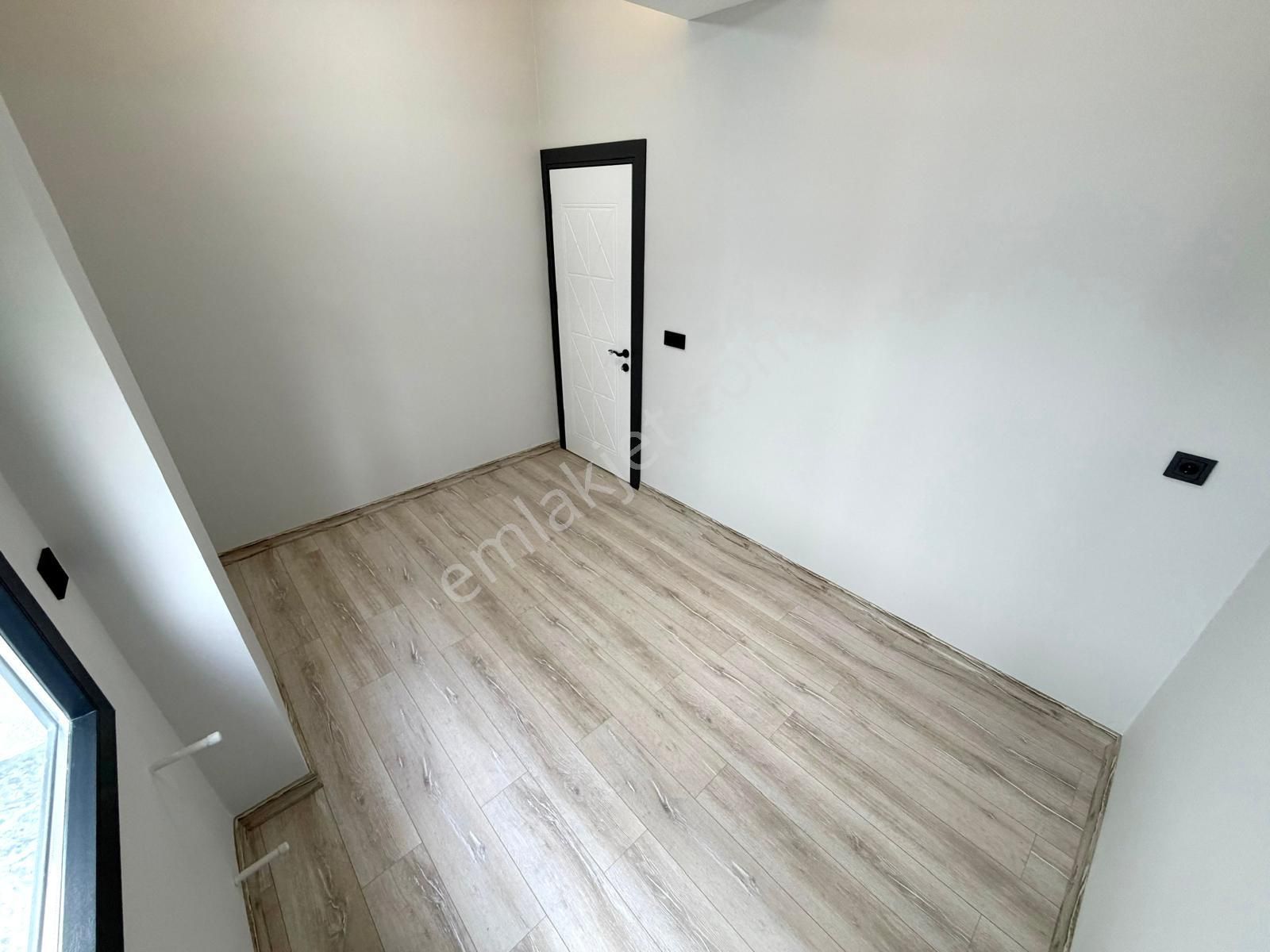 🏡 Referans'tan Akçay'da Kazdağı Manzaralı Ön Cephe Şık Tasarımlı + Daire - Görsel 24