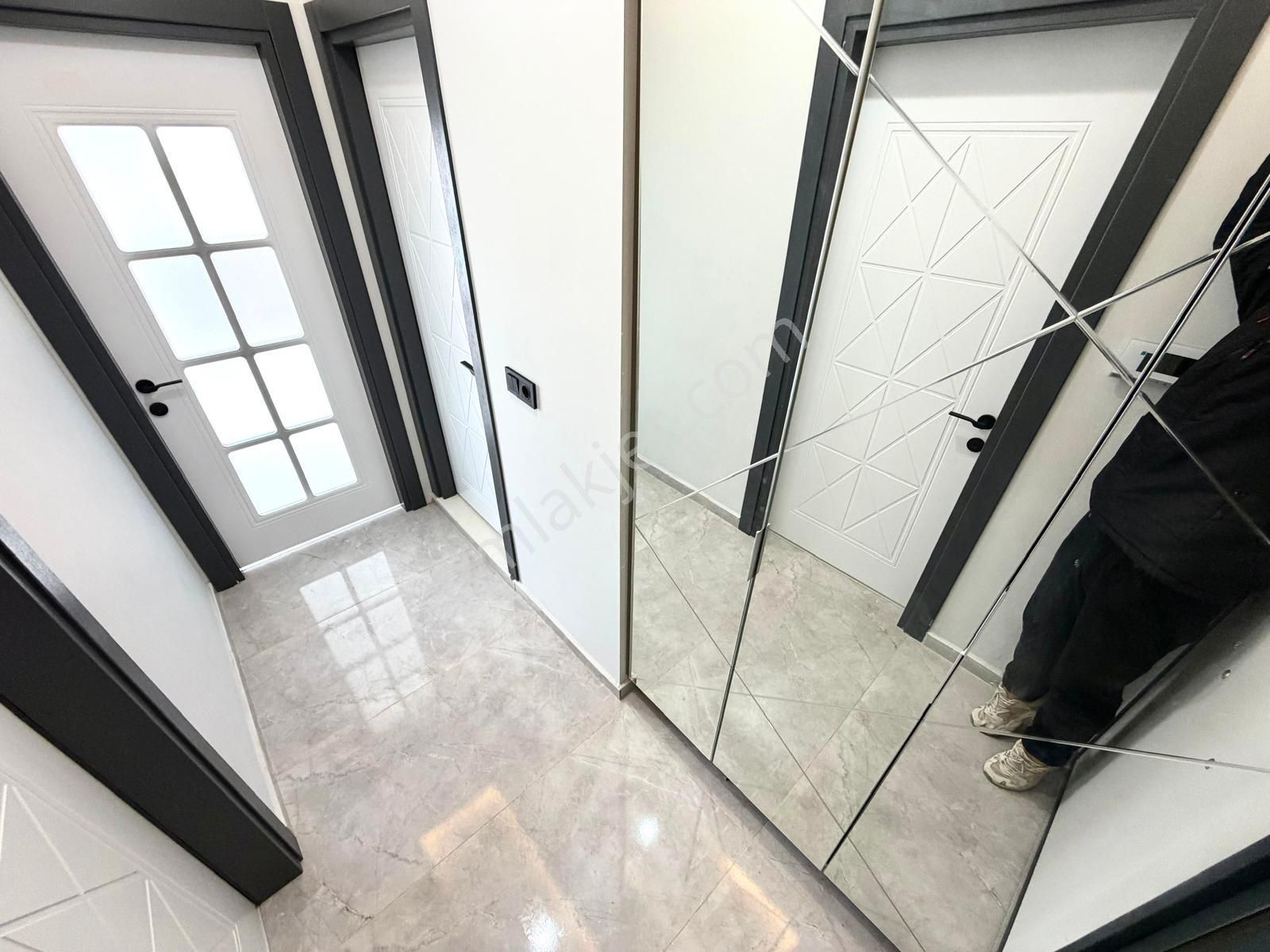 🏡 Referans'tan Akçay'da Kazdağı Manzaralı Ön Cephe Şık Tasarımlı + Daire - Görsel 25