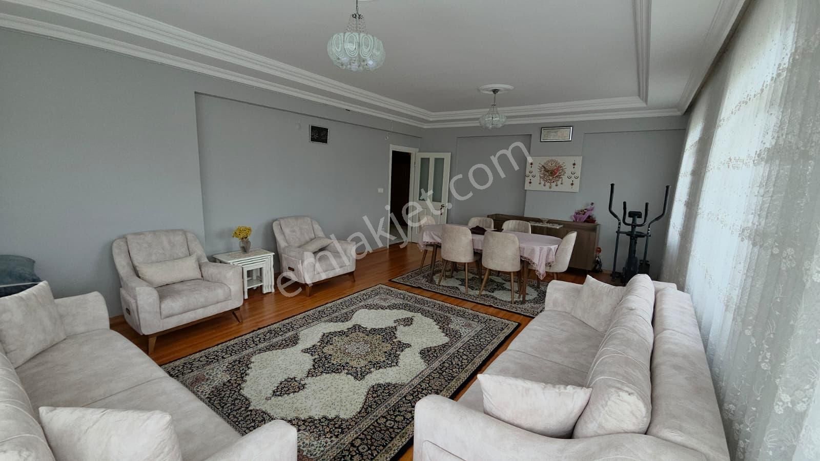 Denize Yakın Geniş Ailelere Uygun 4+2 285m2 Dubleks Daire - Görsel 10