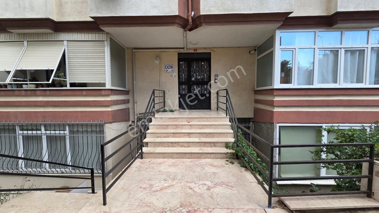 Denize Yakın Geniş Ailelere Uygun 4+2 285m2 Dubleks Daire - Görsel 3