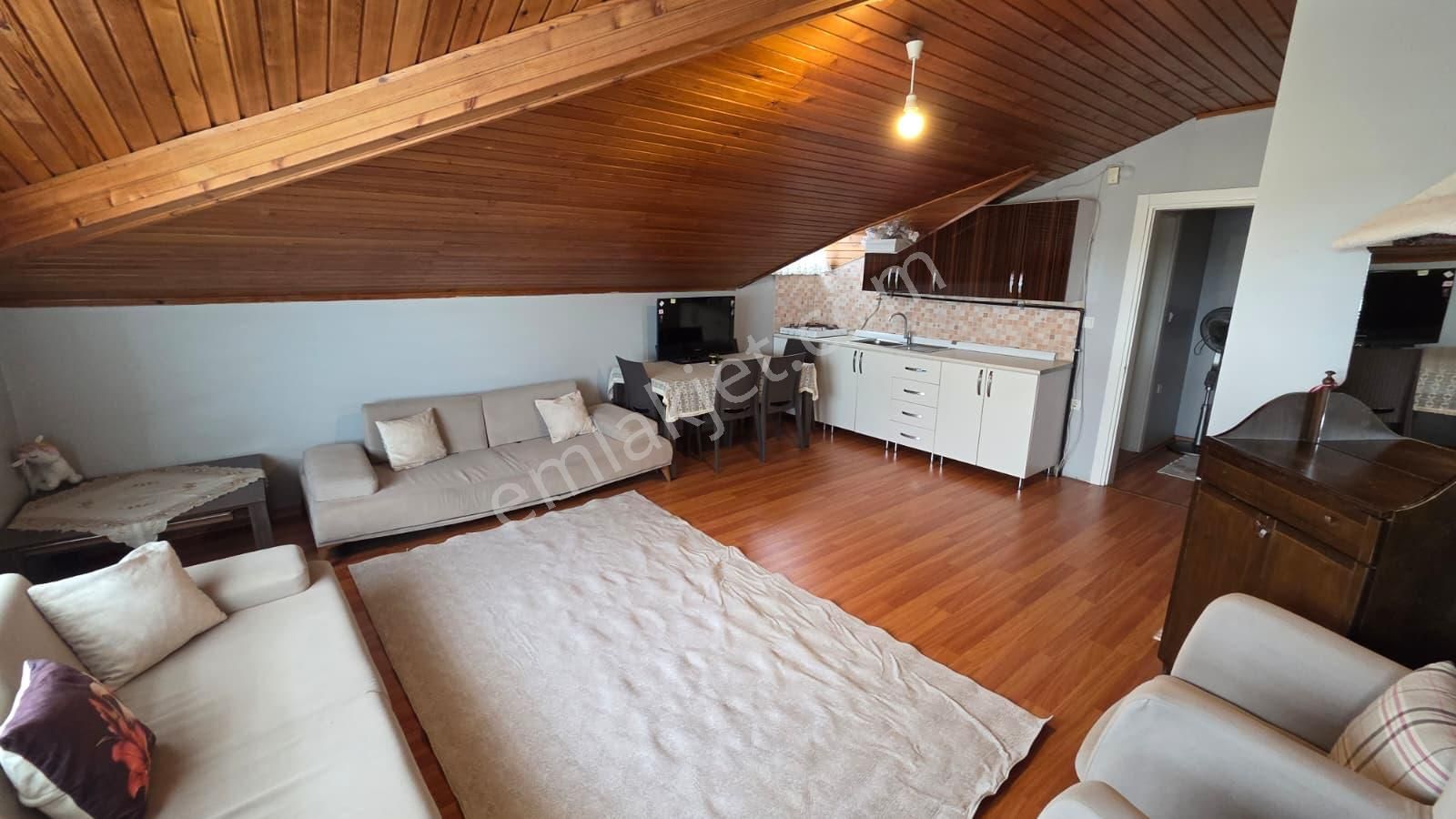 Denize Yakın Geniş Ailelere Uygun 4+2 285m2 Dubleks Daire - Görsel 11