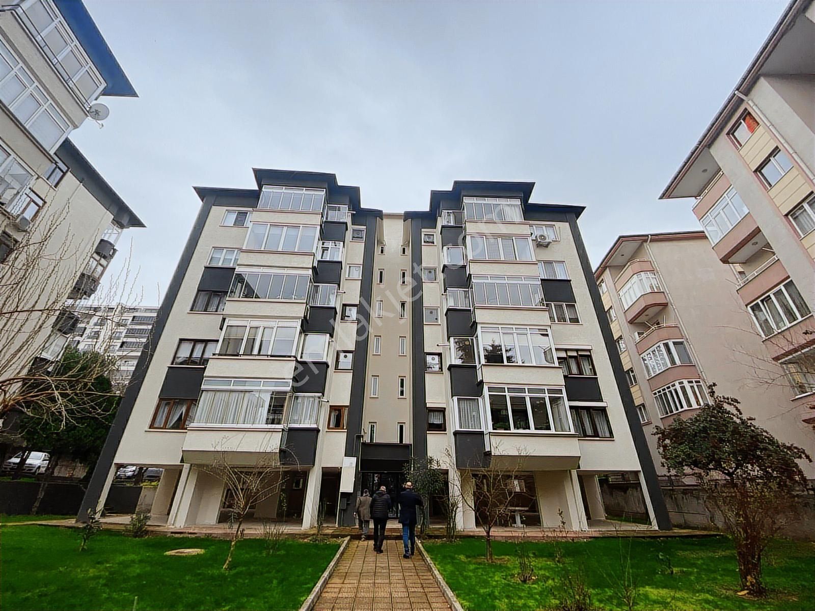 Nilüfer Konak Merkezde Satılık Geniş 2+1 Daire