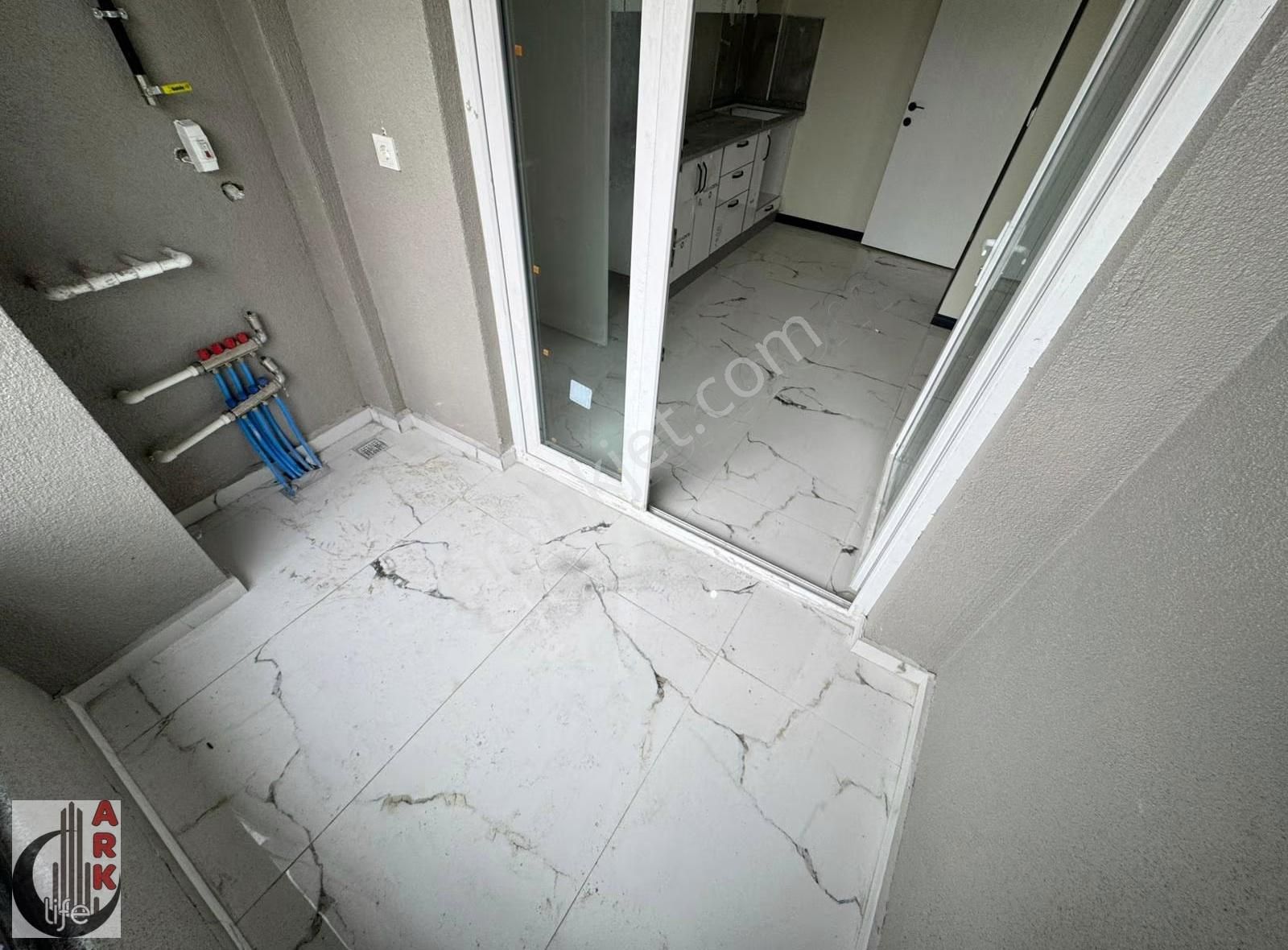 Ark Life'dan Çamlıca Mah.birlik Caddesi Yakını 66m² 2+0 Daire - Görsel 14
