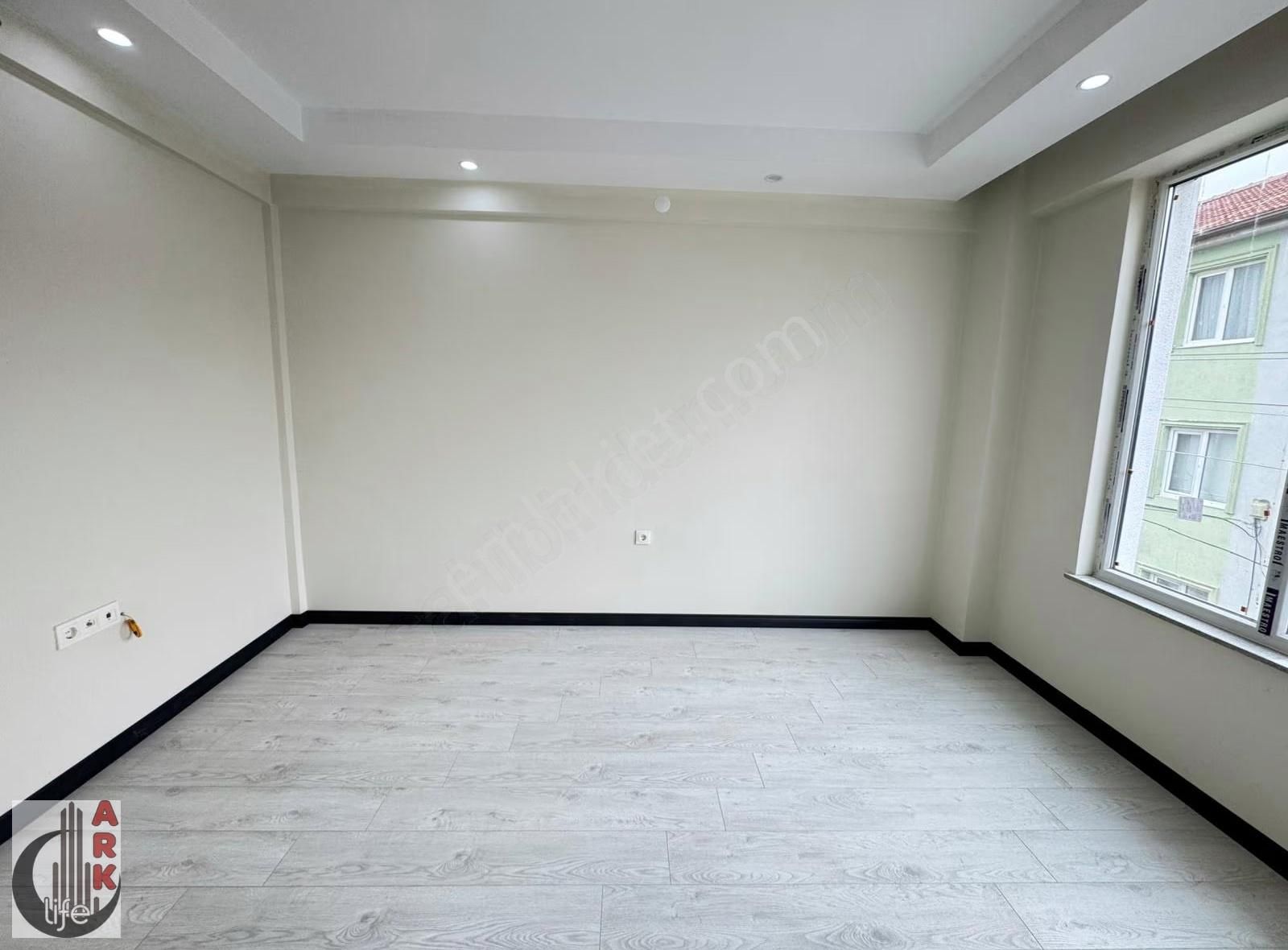 Ark Life'dan Çamlıca Mah.birlik Caddesi Yakını 66m² 2+0 Daire - Görsel 8