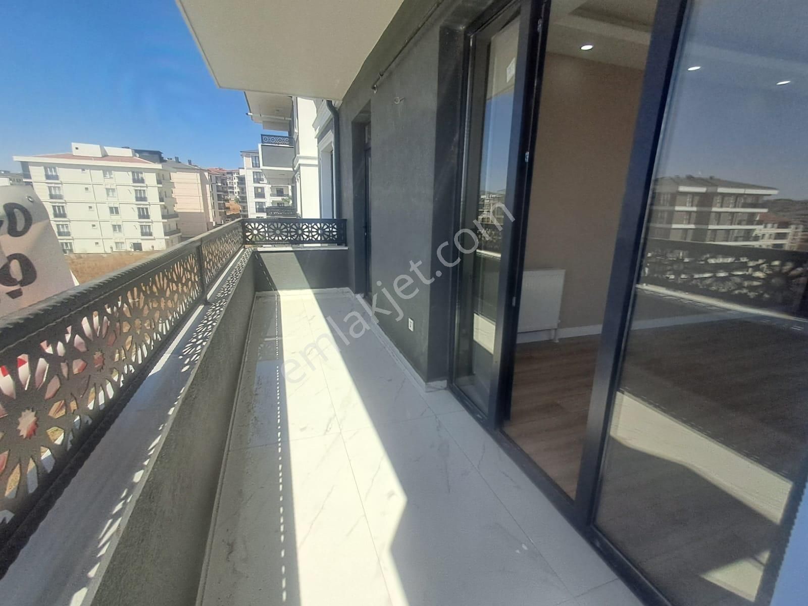 Ak Auto Gayrimenkul'den Atatürk Mah Havuzlu Satılık 2+1 Daire - Görsel 15