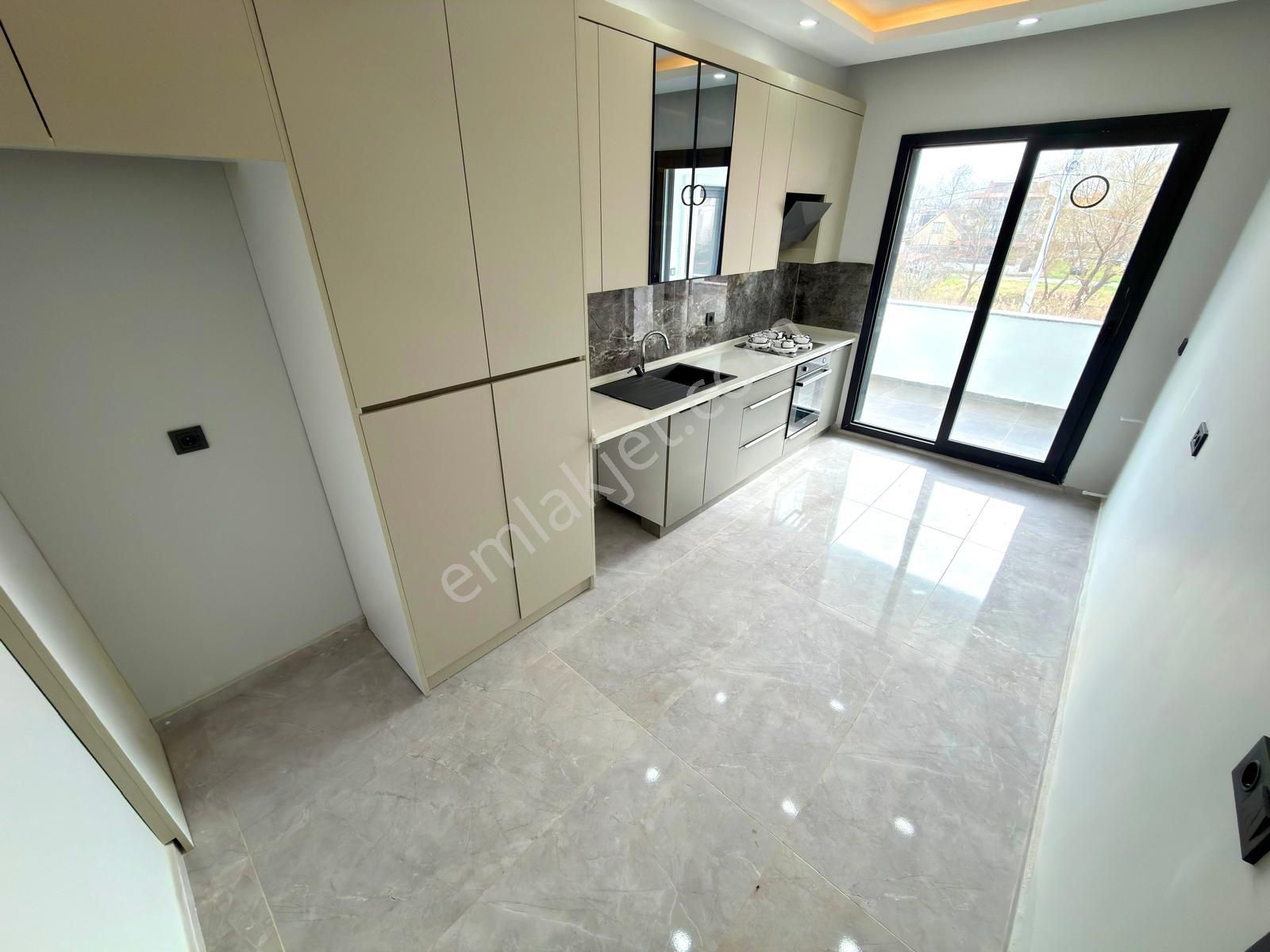 🏡 Referans'tan Akçay'da Kazdağı Manzarılı Geniş Teraslı 2+1 Dubleks - Görsel 10