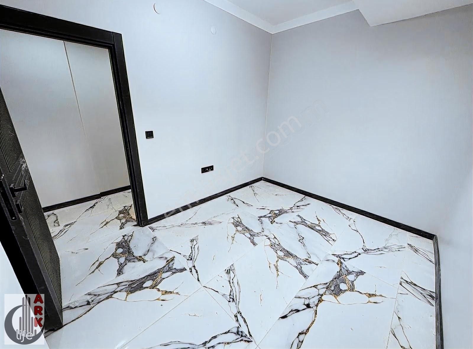 Ark Life'dan 71 Evler Mah.tarih Blv.yakını Ö.garajlı 3+1 Daire - Görsel 2