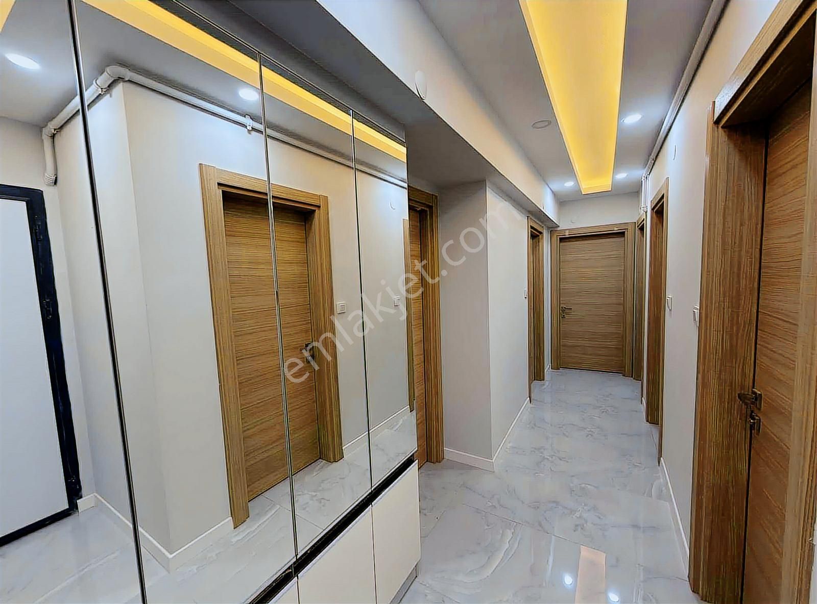 Etimesgut Elvan Mah Lüks Yapılı Ara Kat Ön Cephe 120m2 3+1 Daire - Görsel 8