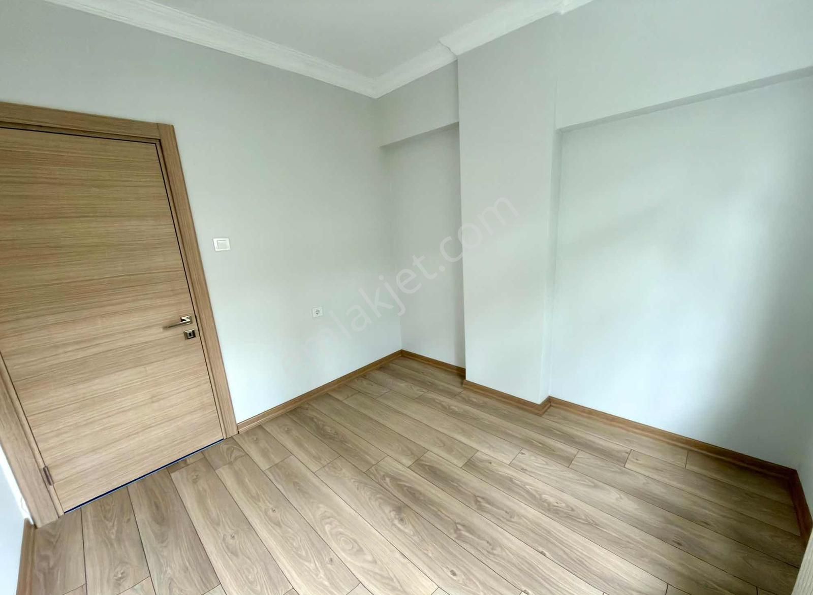 Etimesgut Elvan Mah Lüks Yapılı Ara Kat Ön Cephe 120m2 3+1 Daire - Görsel 12