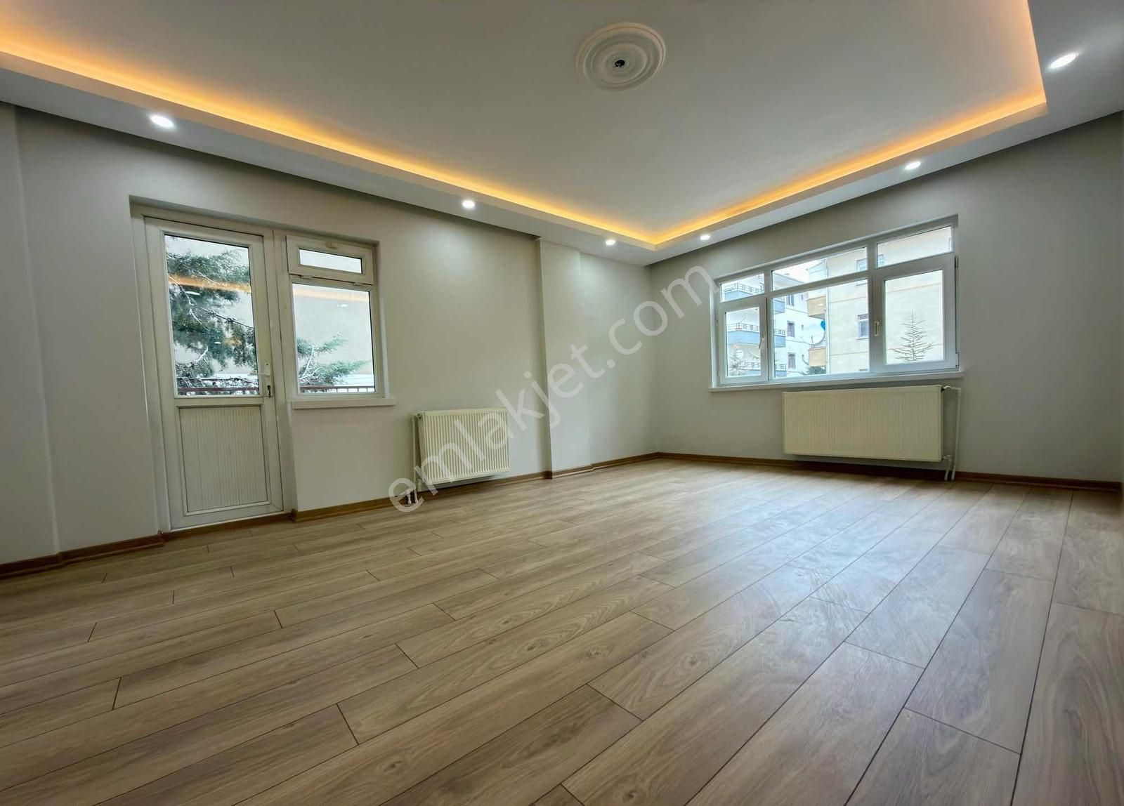 Etimesgut Elvan Mah Lüks Yapılı Ara Kat Ön Cephe 120m2 3+1 Daire - Görsel 7