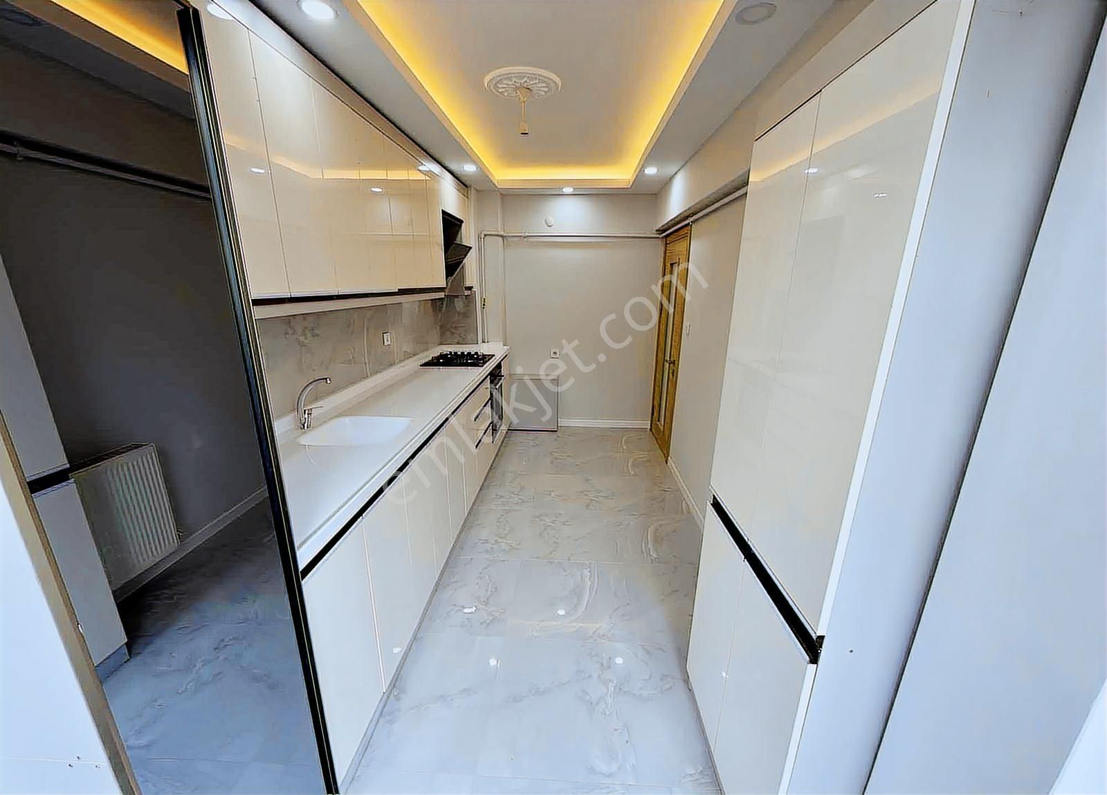 Etimesgut Elvan Mah Lüks Yapılı Ara Kat Ön Cephe 120m2 3+1 Daire - Görsel 13