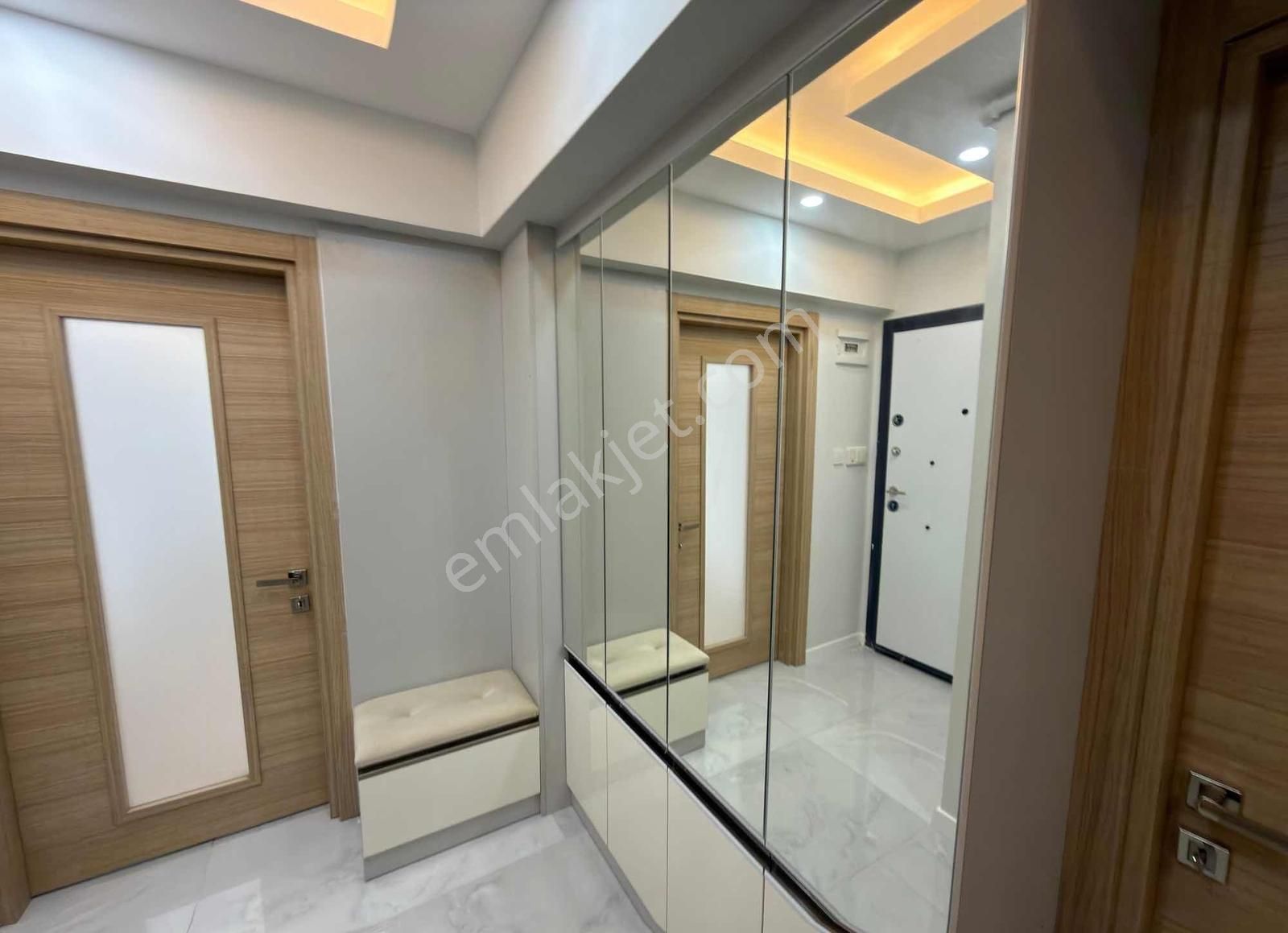 Etimesgut Elvan Mah Lüks Yapılı Ara Kat Ön Cephe 120m2 3+1 Daire - Görsel 15