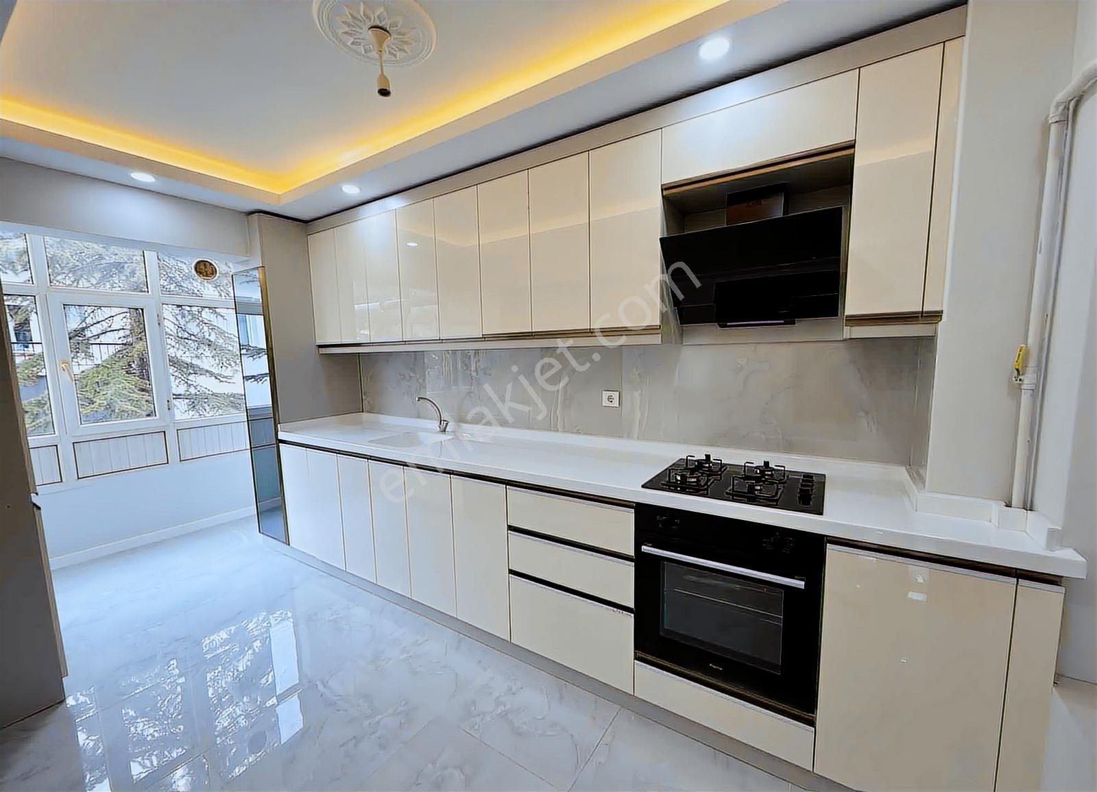 Etimesgut Elvan Mah Lüks Yapılı Ara Kat Ön Cephe 120m2 3+1 Daire - Görsel 22