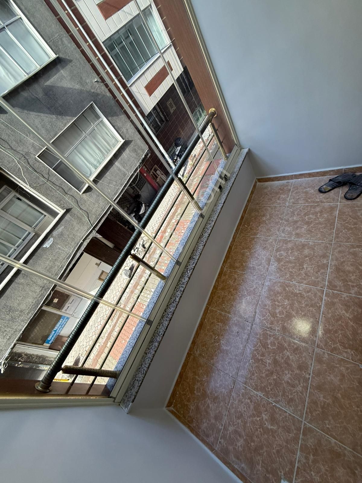 Home'dan Tramvay Dibinde Satılık 130m 3+1 Lüx Ara Kat Daire Acil - Görsel 13