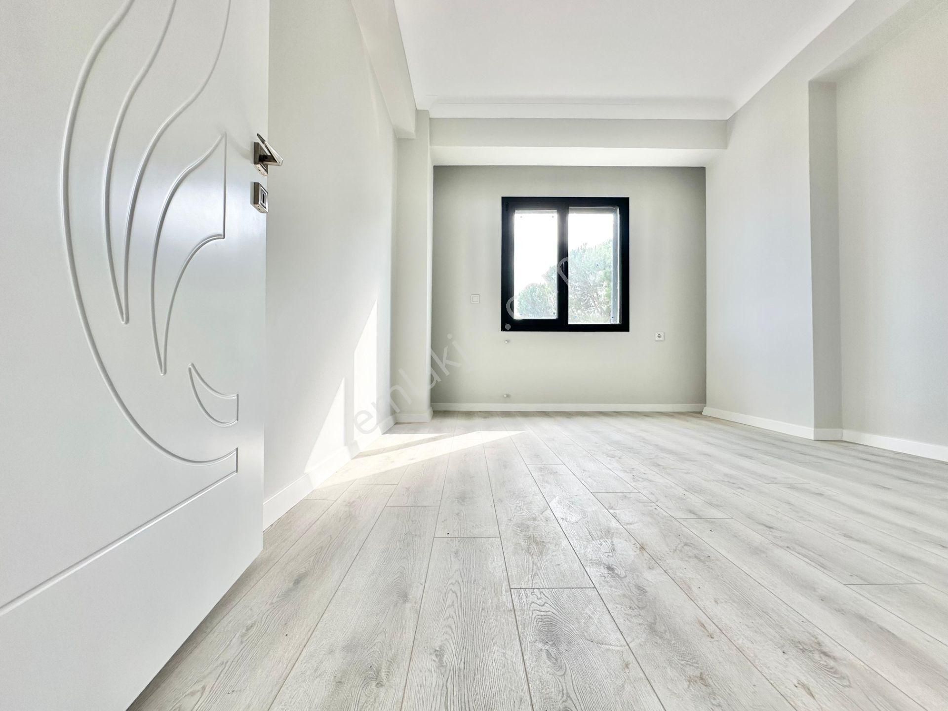 ꧁ay Emlaktan꧂küçükkuyu Mıhlı'da Lüks Butik Sitede Denize 300 M Bahçe Kullanımlı Satılık 2+1 Daire - Görsel 31