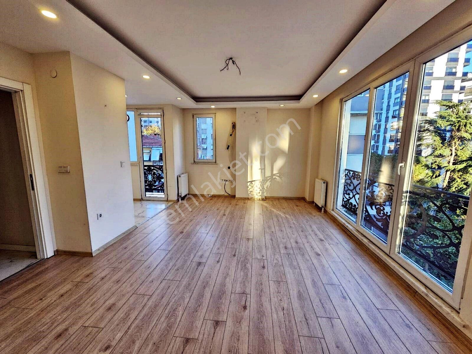 Poyraz'dan Suadiye'de Yeni Binada Balkonlu 70 M2 Net 2+1 Satılık - Görsel 2