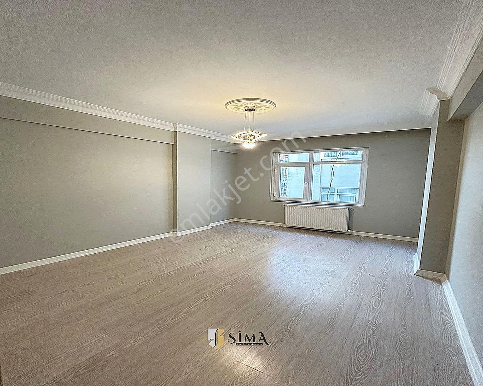 Cadde Üzeri Metrobüse 5dk! Aile Binasında Balkonlu Arakat Daire - Görsel 13