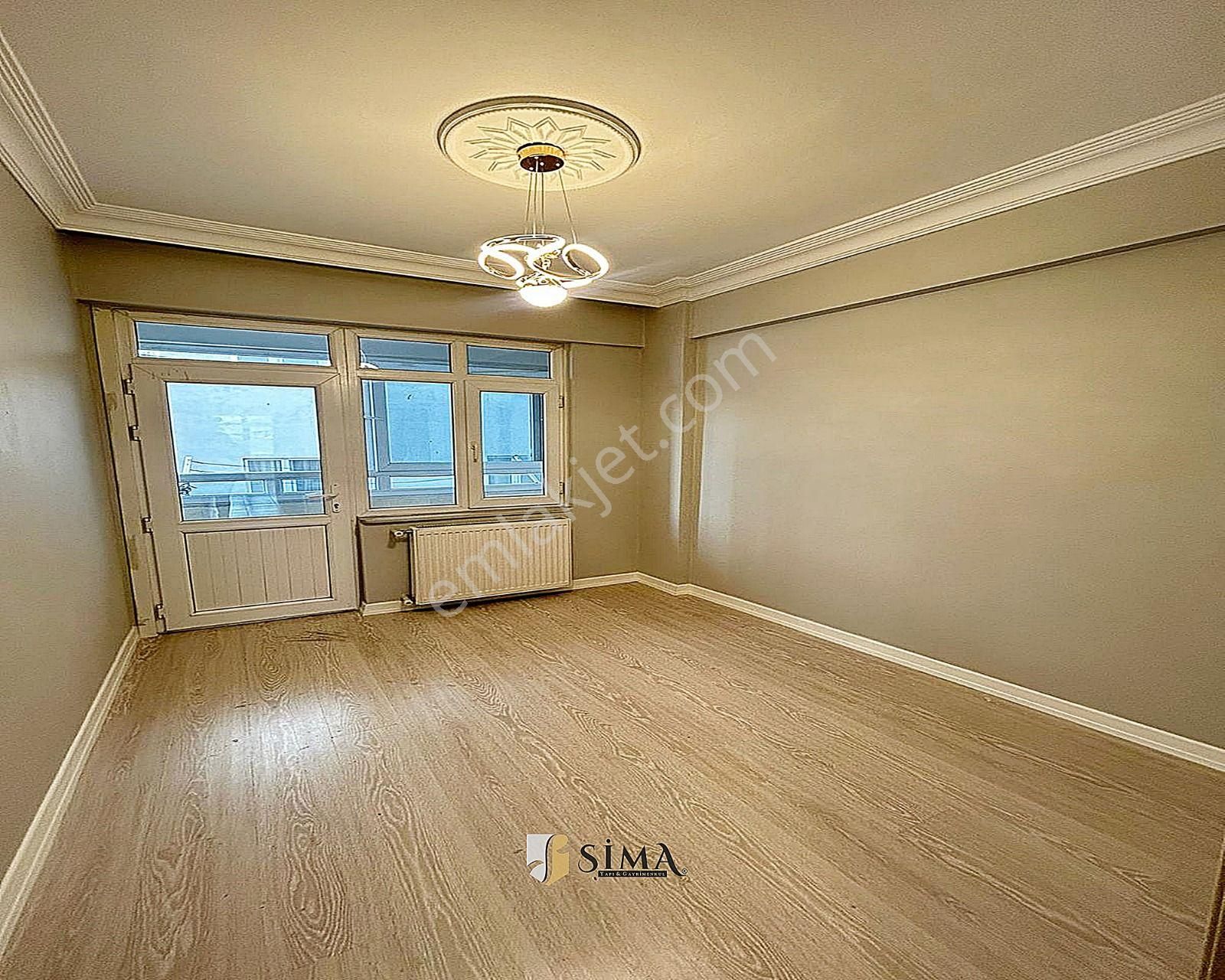 Cadde Üzeri Metrobüse 5dk! Aile Binasında Balkonlu Arakat Daire - Görsel 24