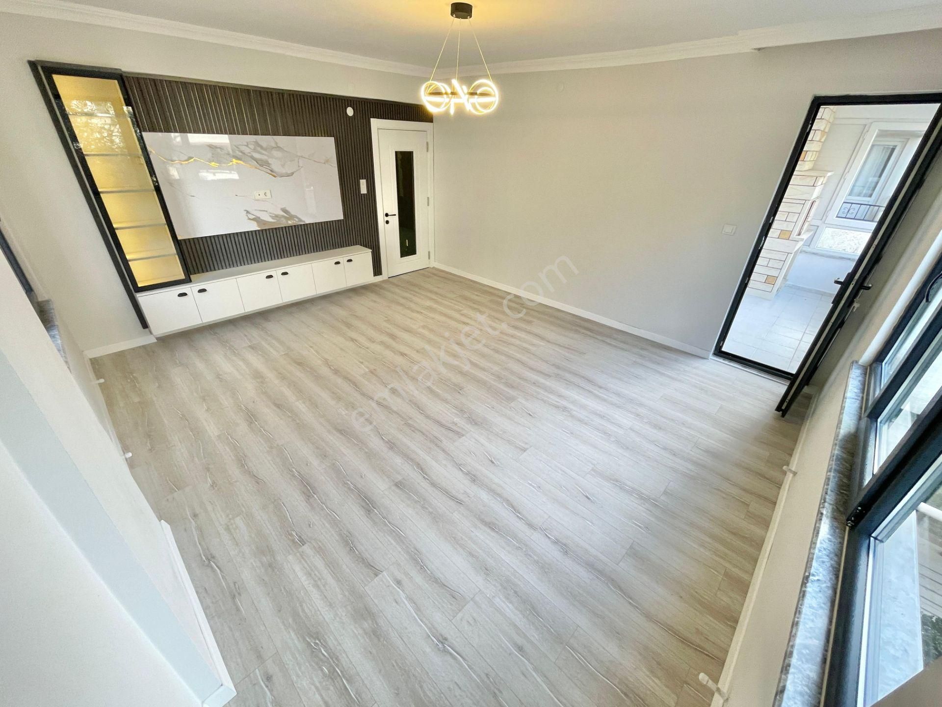 Berkay Demirel'den Altınkumda Ayrı Mutfak Ön Cephe 3+1 Daire - Görsel 8